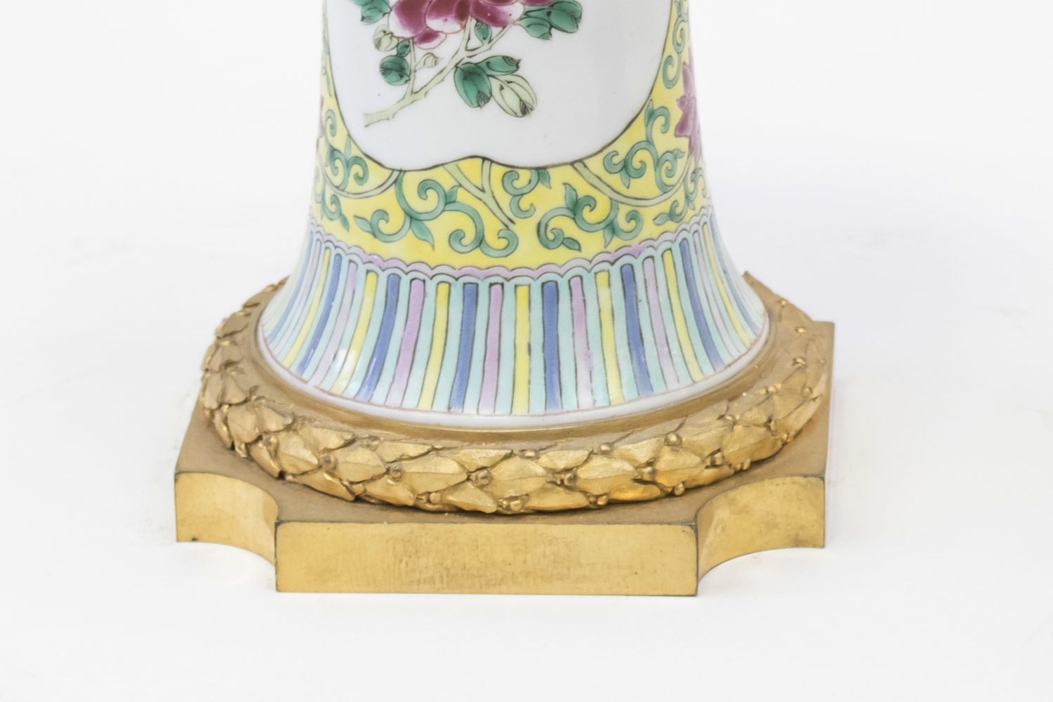 Pair Of Famille Rose Porcelain Cone Vases, Late 19th Century photo 680.0