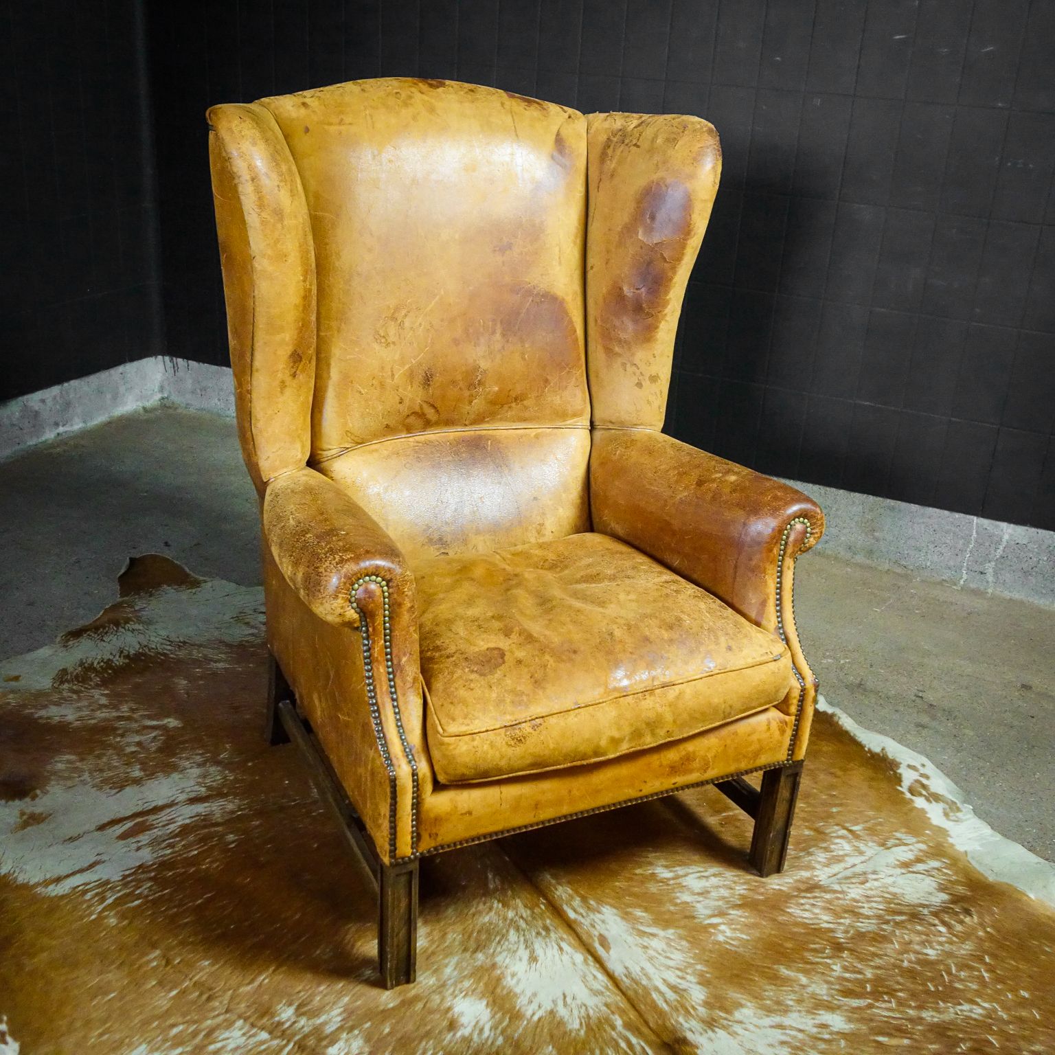 Leren Ear Fauteuil – Bruin, Vintage photo furniture