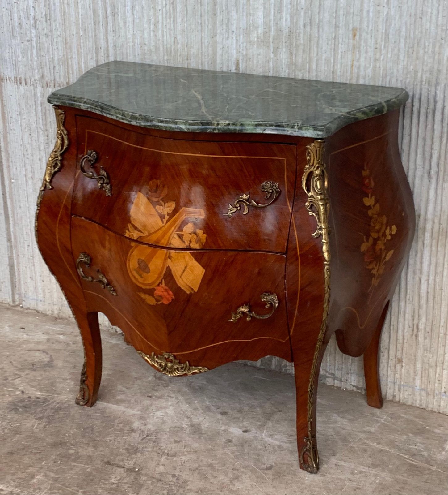 French Louis XV Style Fine Kingwood And Marquetry Ormolu Mounted Bombe Commode photo Furniture