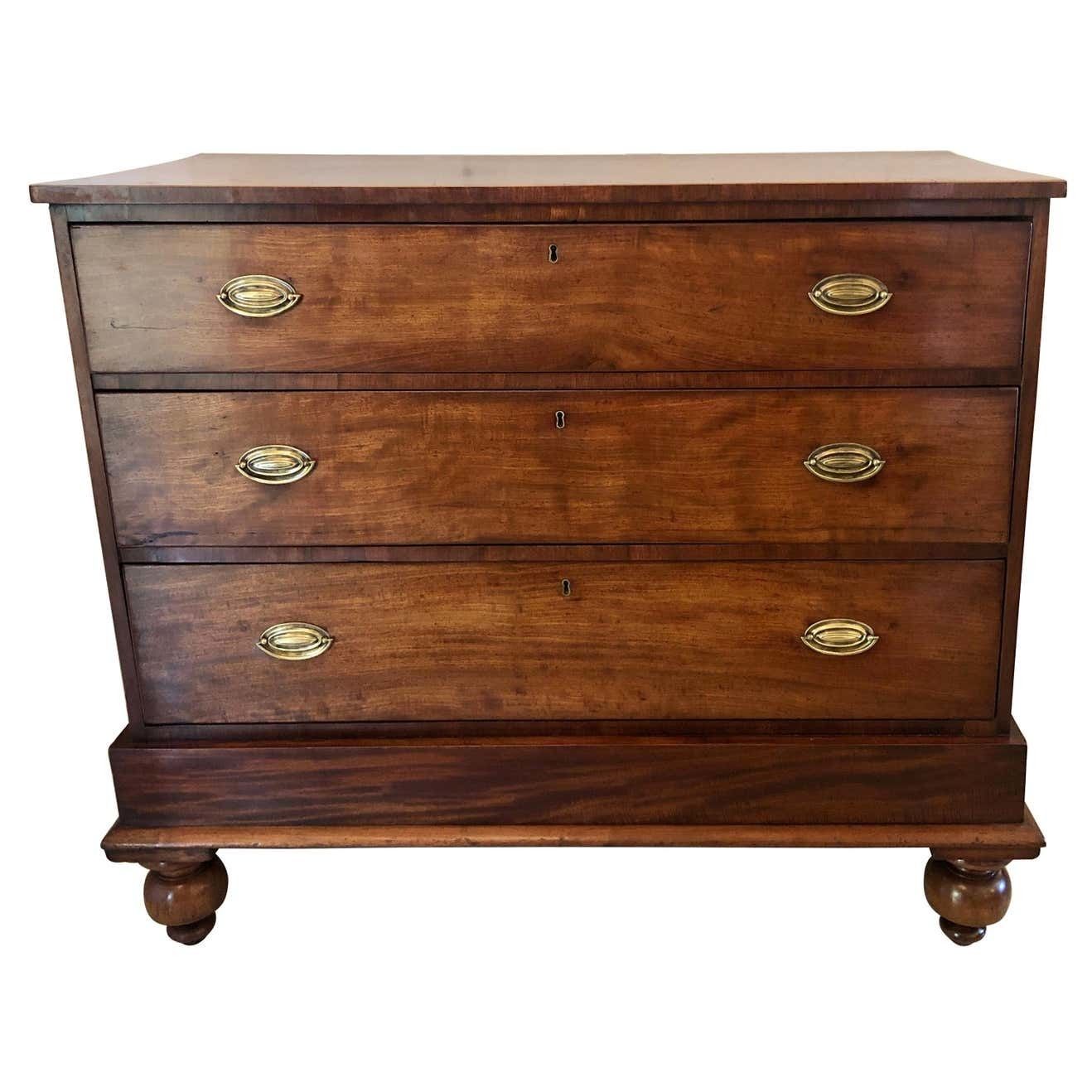 Antique Victorian Mahogany Chest Of Drawers