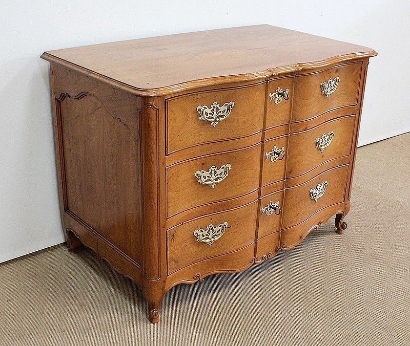 Port Nantaise Commode In Yellow Mahogany, Louis XV Period   18th Century photo furniture