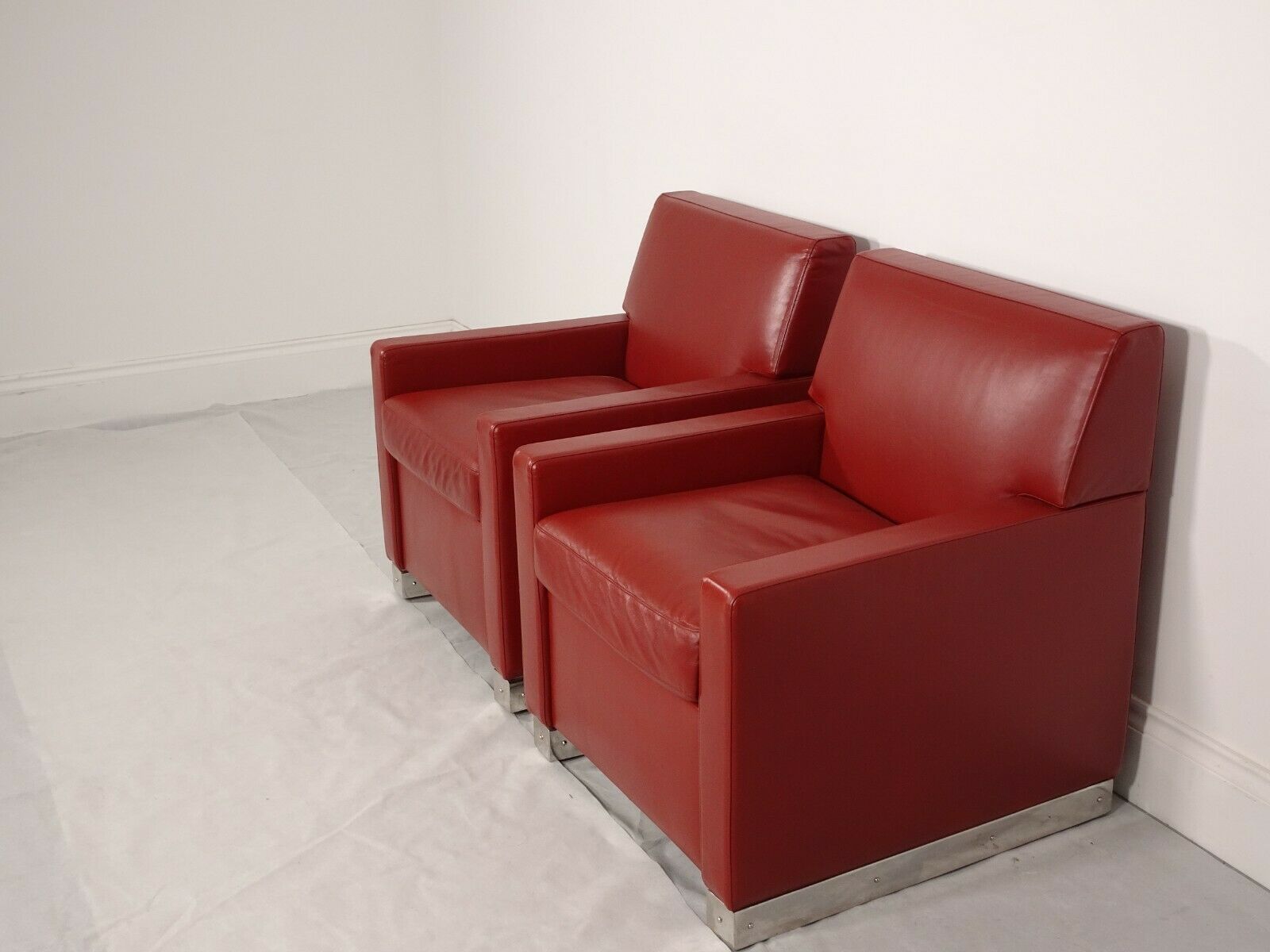 Stunning Pair Of Bb Italia Imprimatur Armchairs In Oxblood Red Leather photo 3240.0