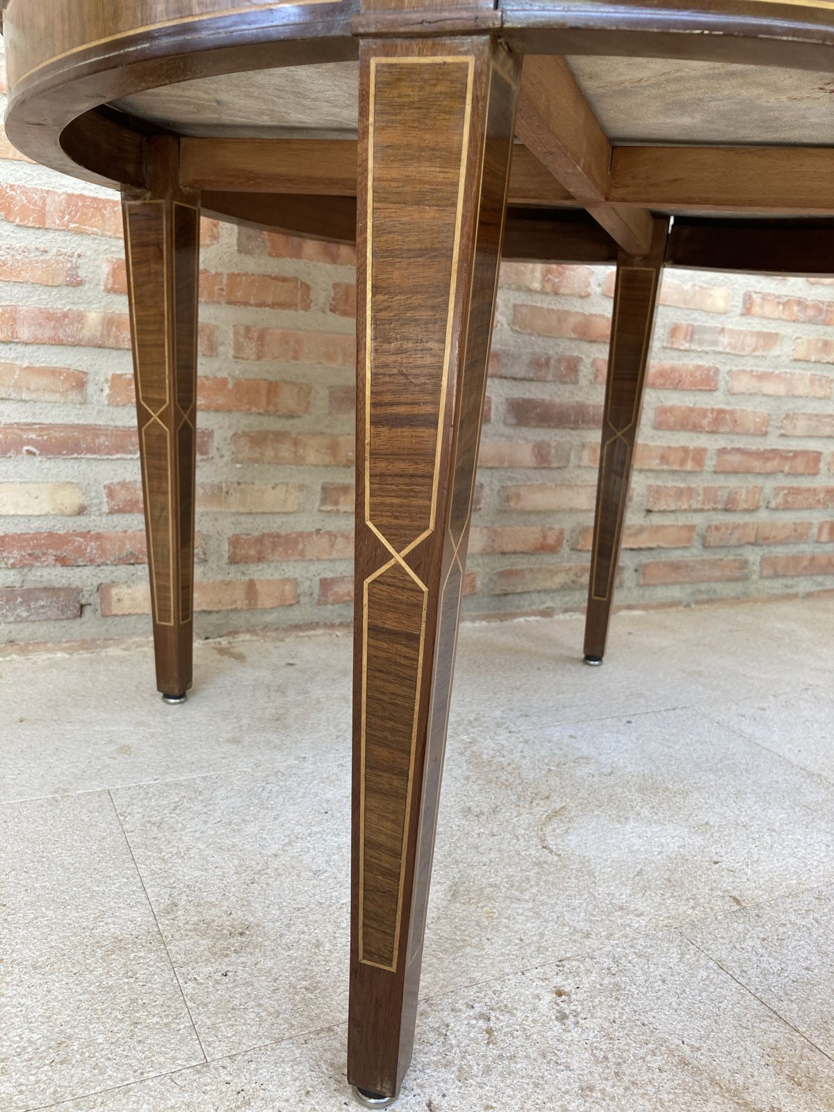 photo for sale Circular Side Table In Wood With Lemongrass Marquetry Fillets And Agate Lid