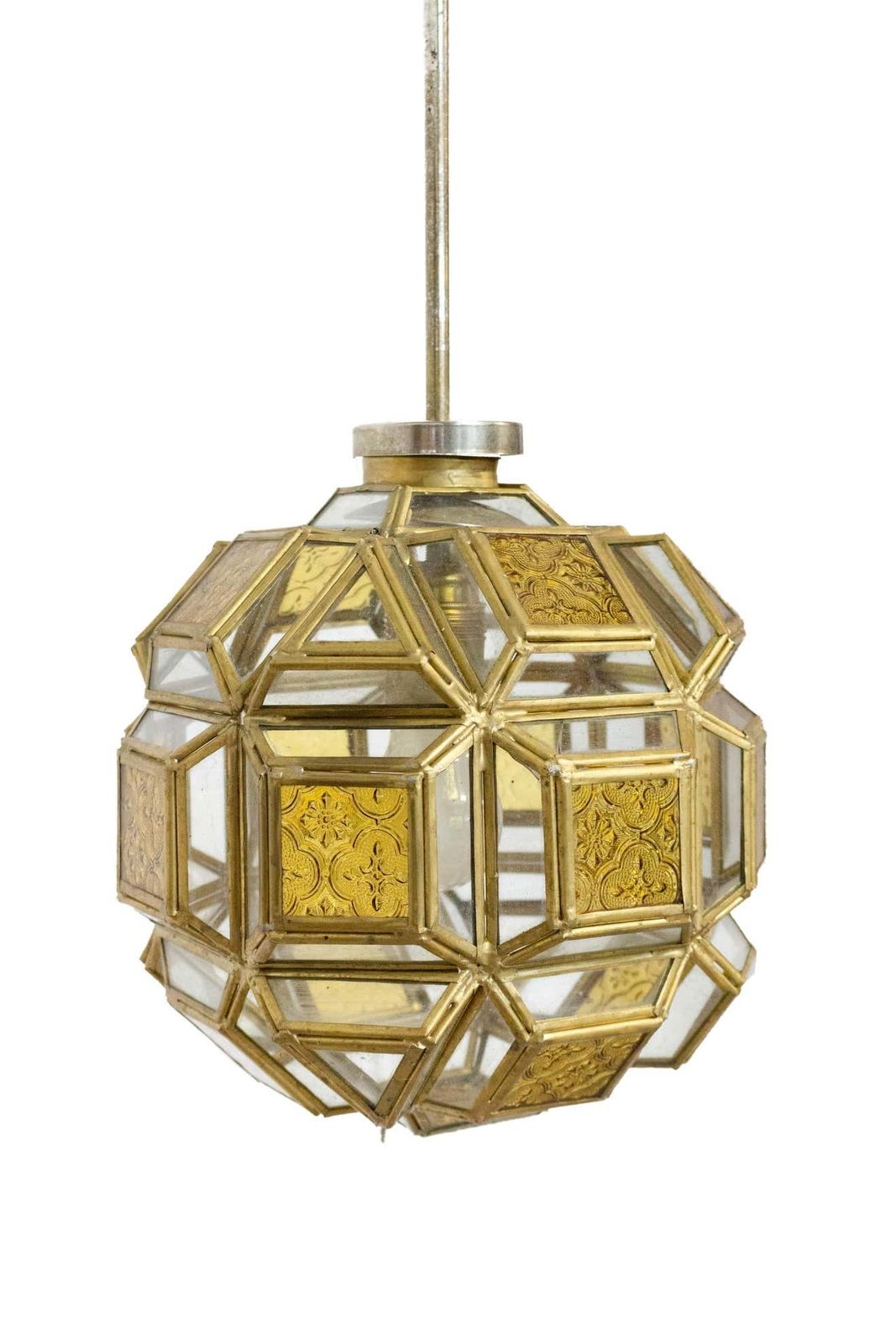 Lustre suspension en laiton et verre à facettes de style orientaliste, vers 1960 photo furniture