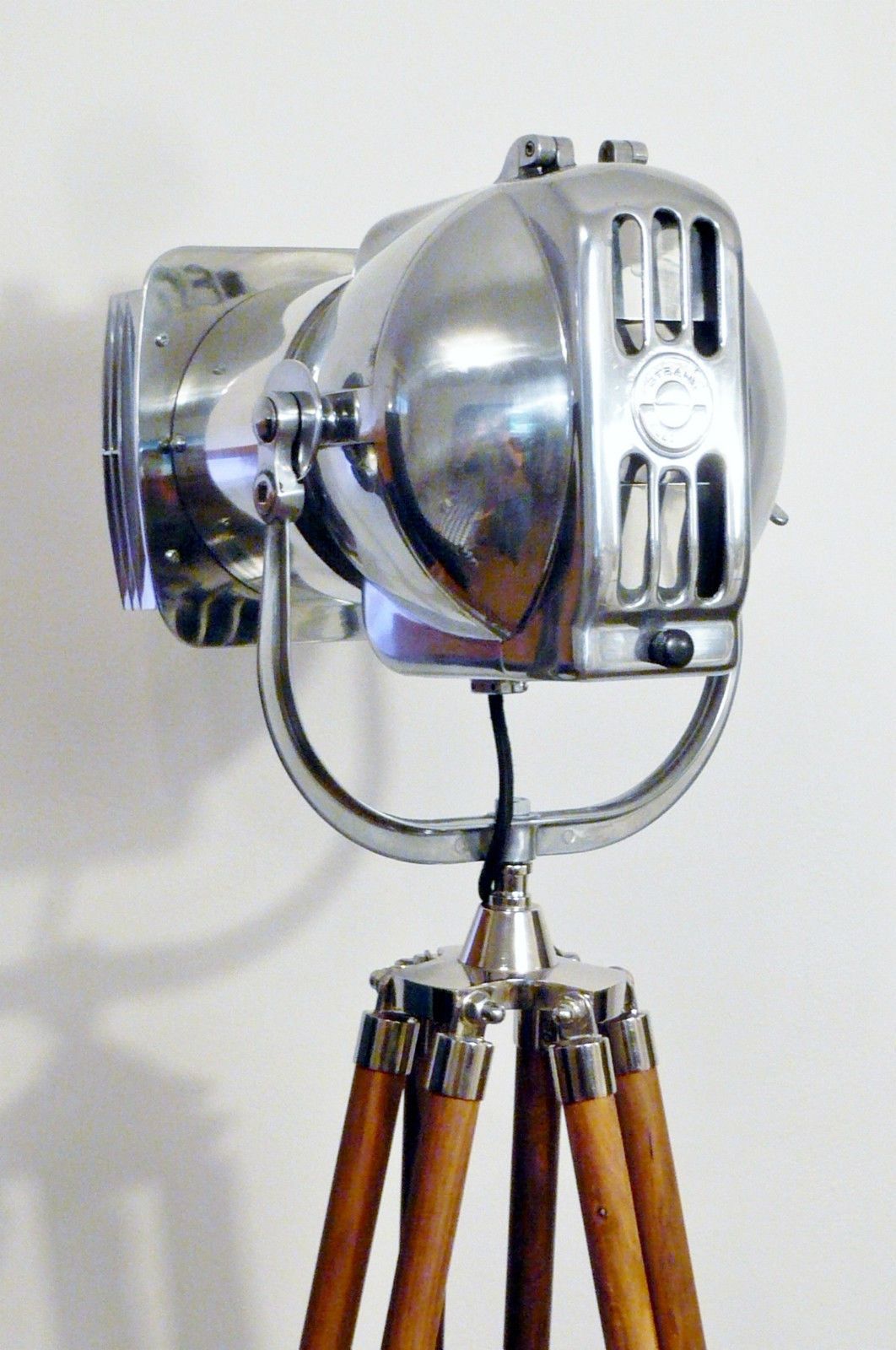 595.0 Rare = Strand Electric Vintage Theatre Film Studio Spot Light Cir 1950's Morgan Mcleod Studio Tv Lamp Mid Century Lighting Wooden Tripod photo