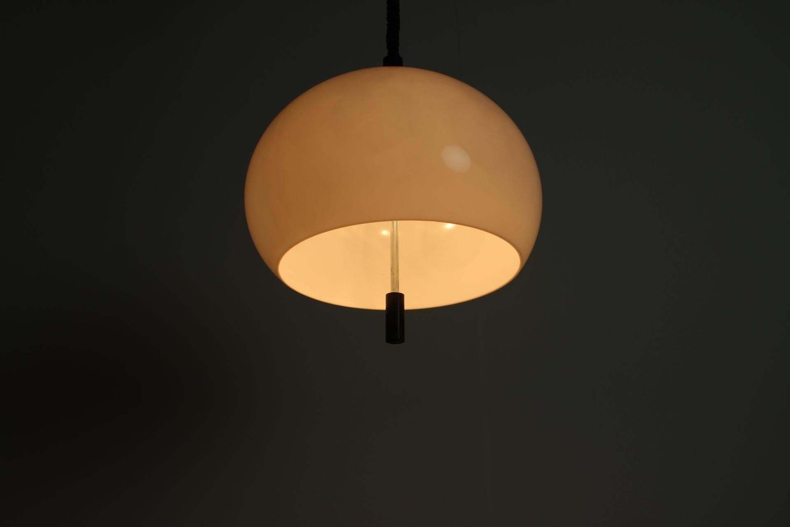 photo furniture Mid Century Big Pendant Designed By Harvey Guzzini, Meblo, 1970’s