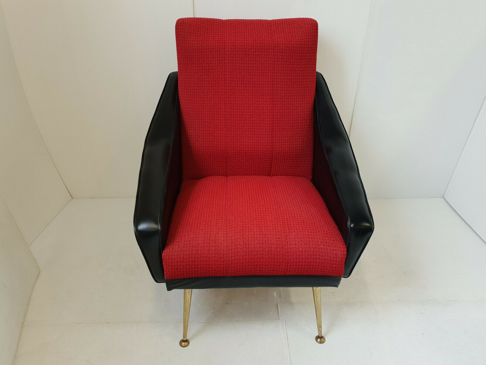 1950 1960 Armchair In Black Skai & Red Wool And Golden Brass photo Furniture