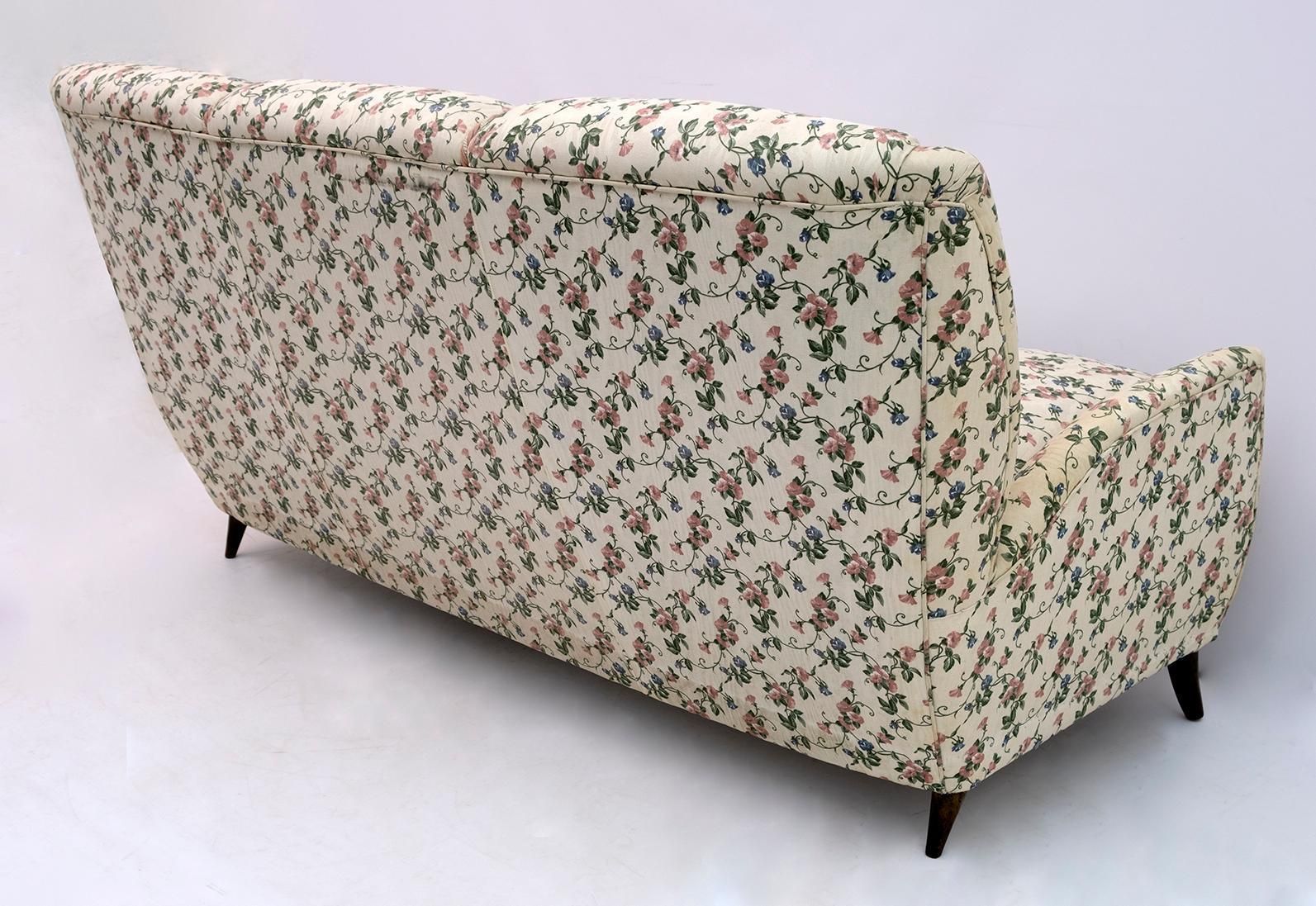 photo for sale Gio Ponti N. 512 Mid Century Modern Italian Sofa For Isa, 1950s