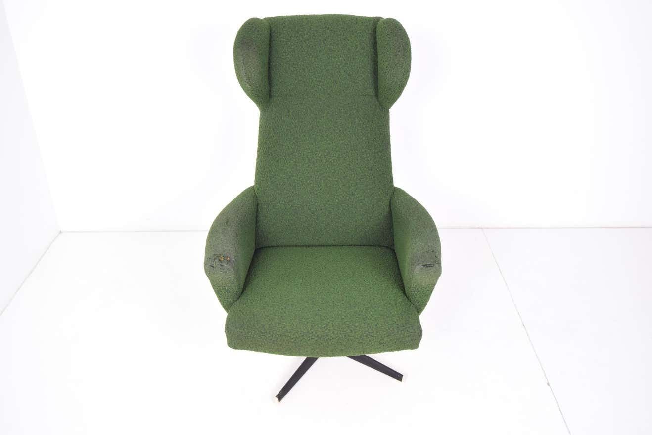 Swivel Armchair In The Middle Of The Century,1970's. photo Furniture