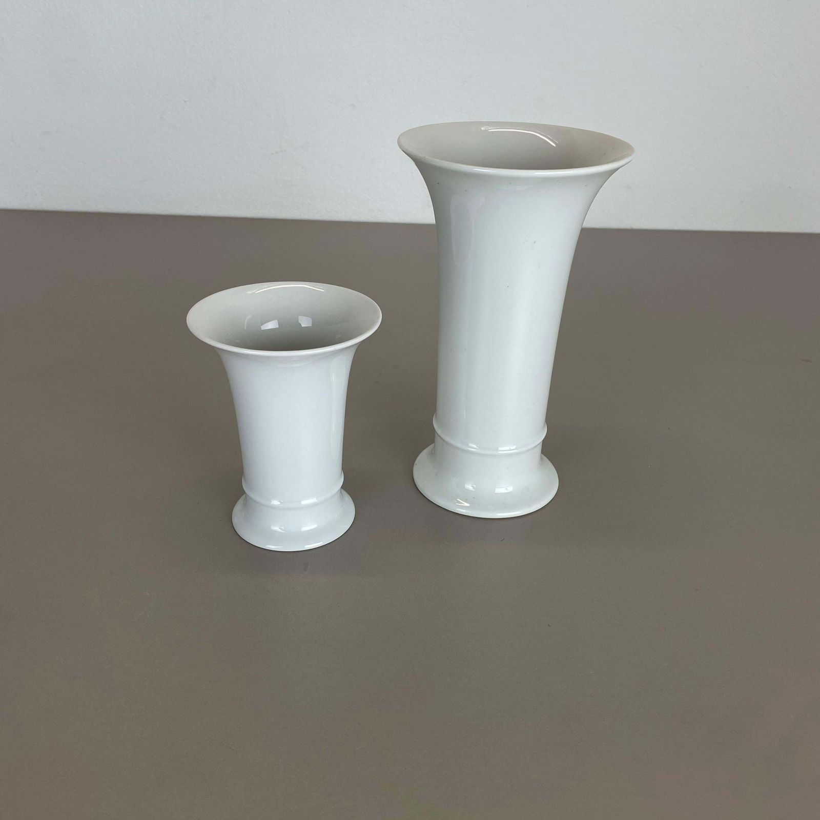 Set Of 2 Original Op Art White Porcelain Vases By Ak Kaiser, Germany, 1970s photo 393.0