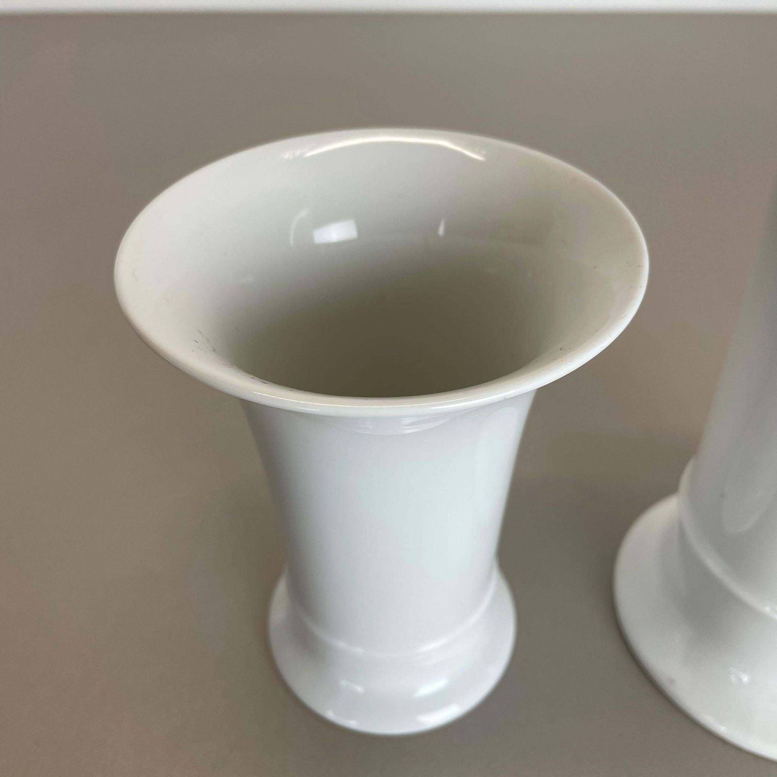 Set Of 2 Original Op Art White Porcelain Vases By Ak Kaiser, Germany, 1970s photo buy