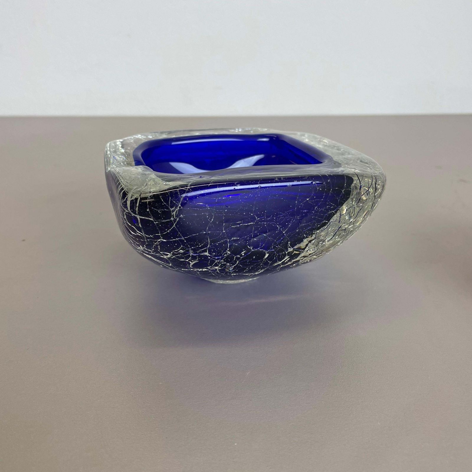 Set Of 2 Murano Glass Crack Structure Bowl Shells Ashtray Element, Italy, 1970s photo Home Decor