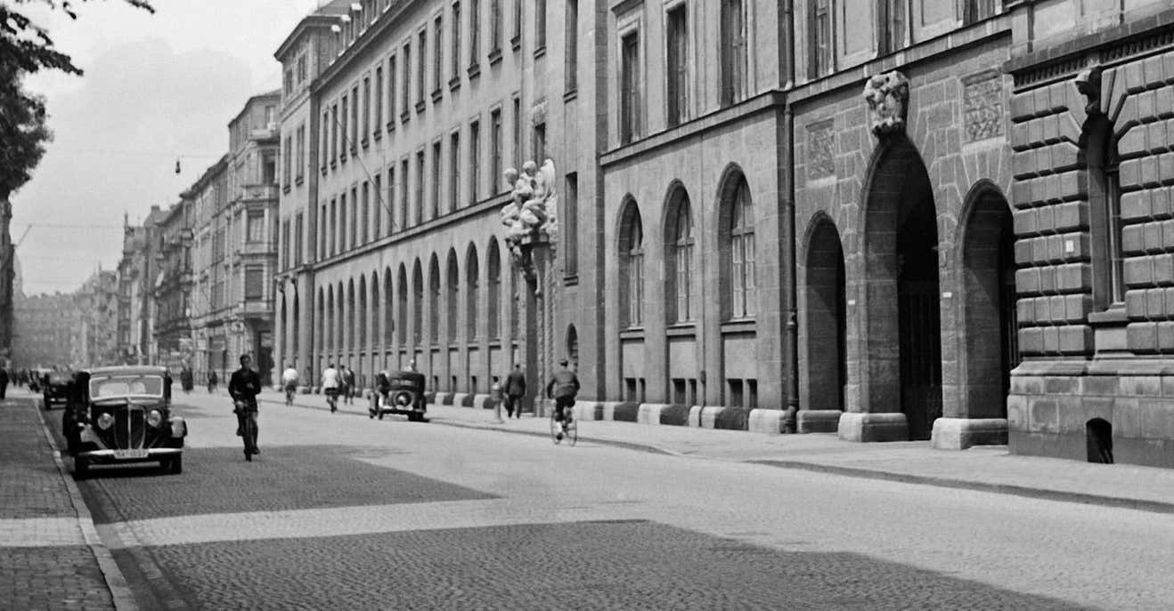 Karl Heinrich Lämmel View To The Technical University At Munich, Germany 1937, Printed Later 1937/2021 photo furniture