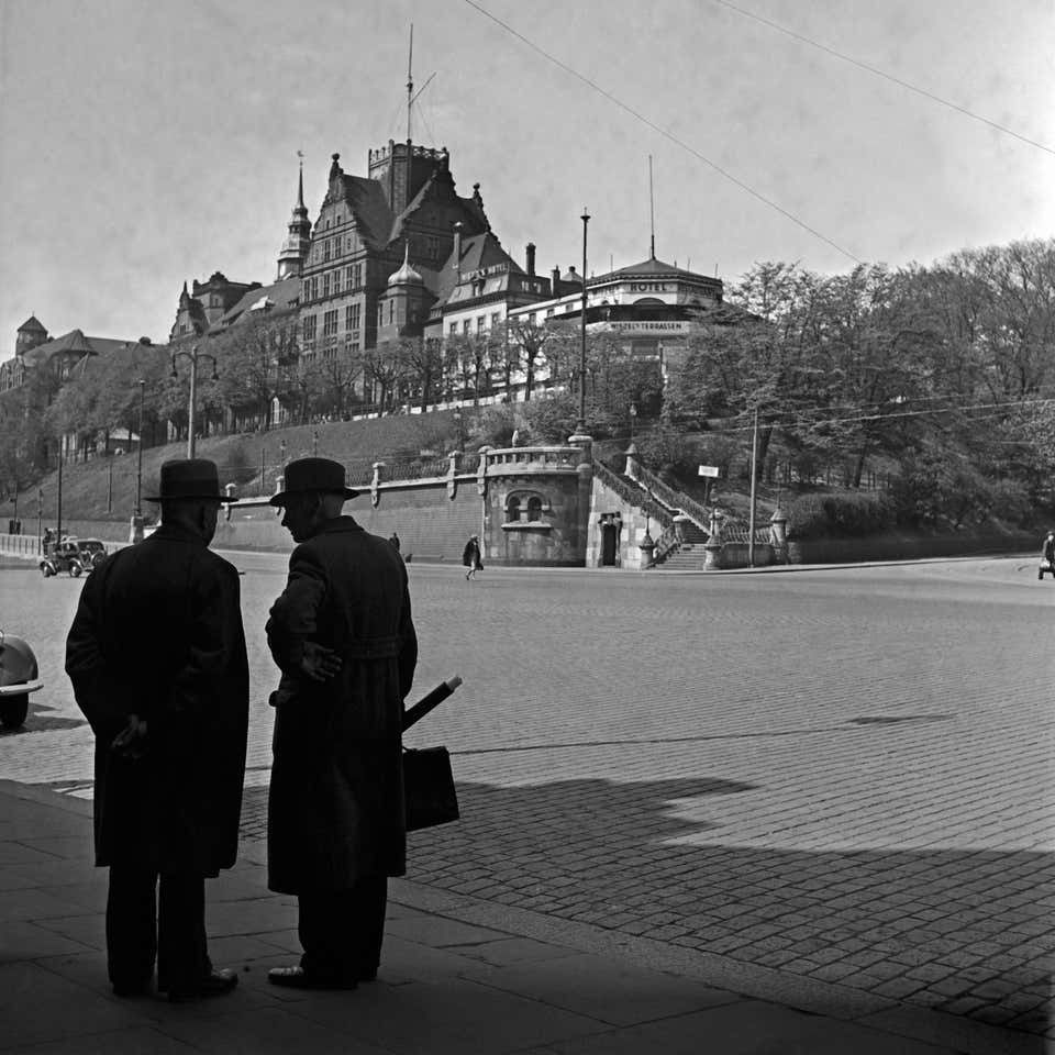 Karl Heinrich Lämmel Harbor Hospital At Hamburg St. Pauli And People, Germany 1938, Printed Later 1938/2021