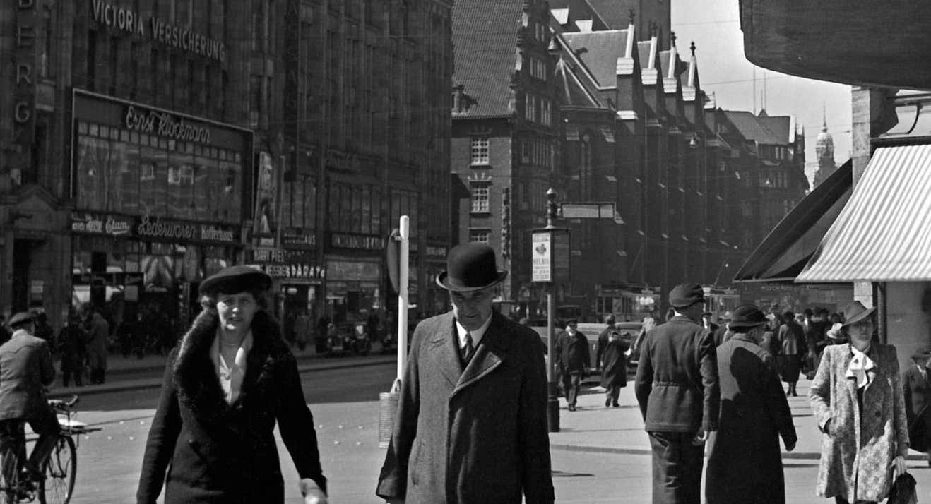 Karl Heinrich Lämmel Moenckebergstrasse At Hamburg With Passers By, Germany 1938 Printed Later 1938/2021 photo furniture