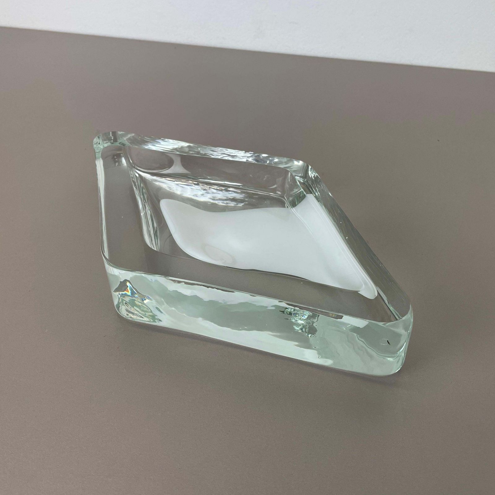 photo for sale New Old Stock 3.4kg Murano Ice Glass Shell Bowl Antonio Da Ros Cenedese, 1970