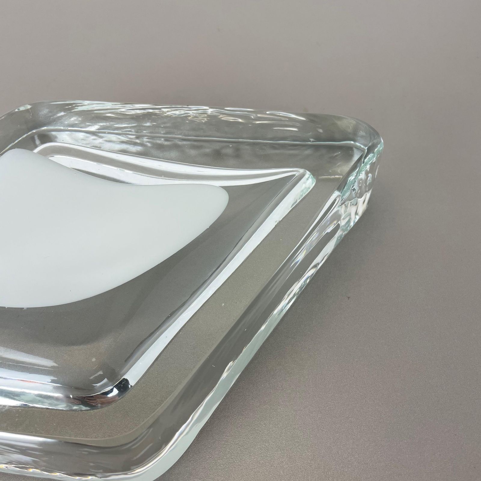 photo buy New Old Stock 3.4kg Murano Ice Glass Shell Bowl Antonio Da Ros Cenedese, 1970
