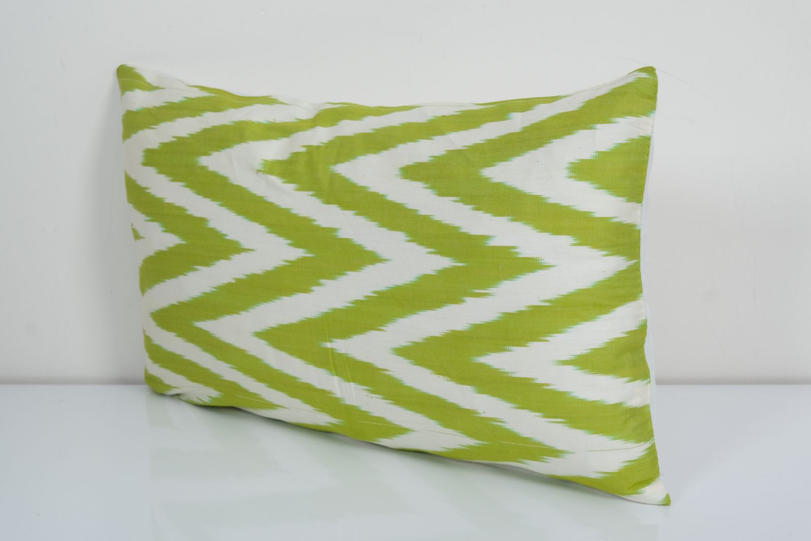 Zig Zag Design Ikat Lumbar Cushion Cover, Ethnic Home Decor 30x50 Cm photo furniture