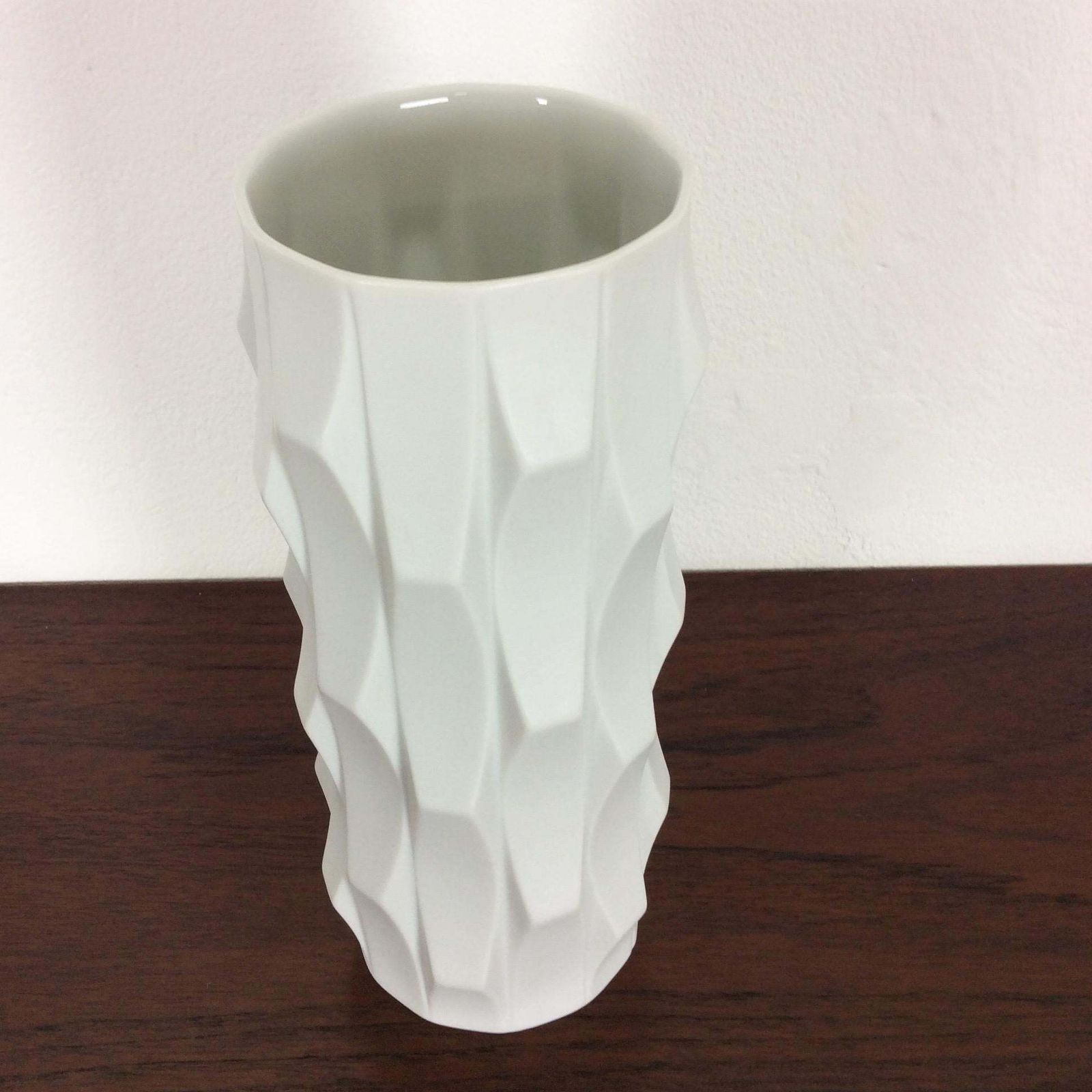 1970s Op Art Vase Porcelain Vase By Heinrich Fuchs For Hutschenreuther, Germany photo Home Decor