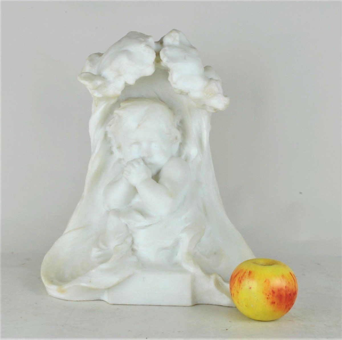 E Fortiny, Baby In Marble, End Of The 19th / Beginning Of The 20th Century