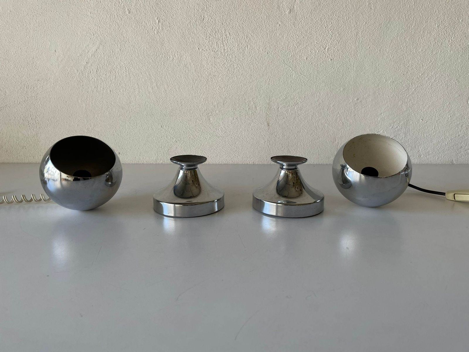 Italian Space Age Chrome Pair Of Table Lamps With Magnetic Shades, 1970s, Italy photo vinterior
