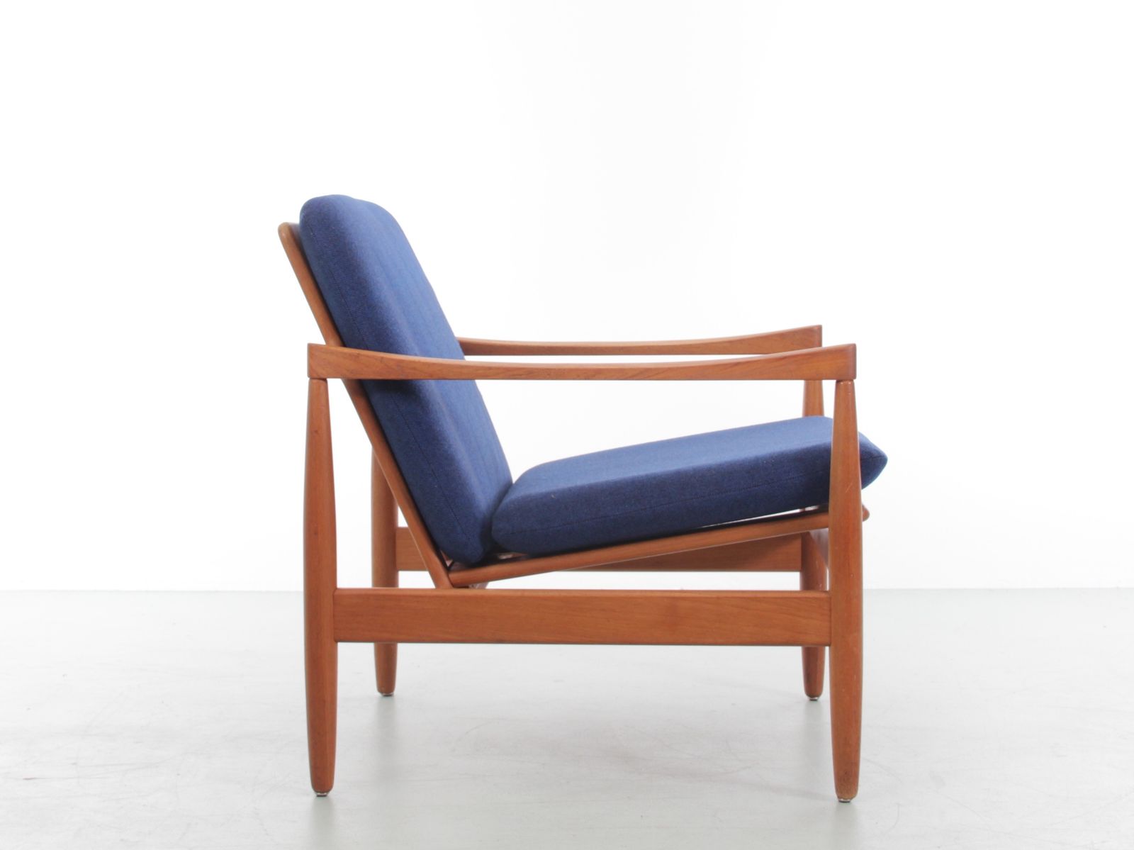 Mid Century  Modern Pair Of Lounge Chairs In Teak By Skive Møbelfabrik photo buy