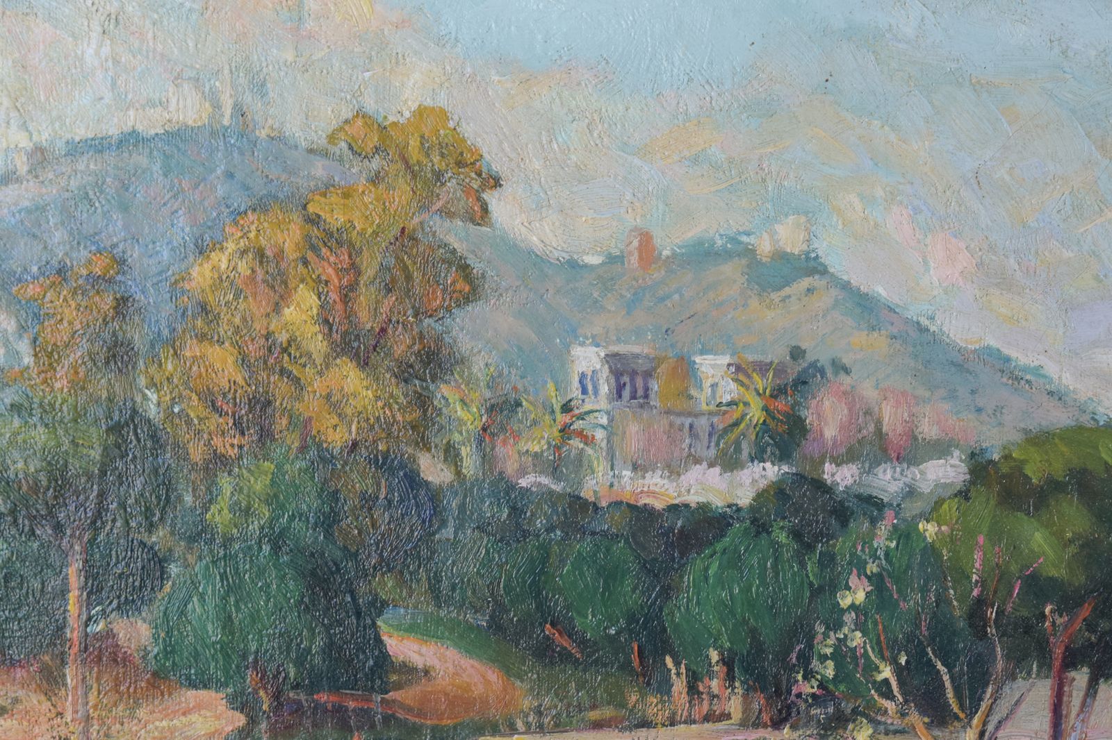 Impressionistisch Gesigneerd Mediterraan Landschap Met Uitzicht Op Een Rivier En Bergen photo vinterior
