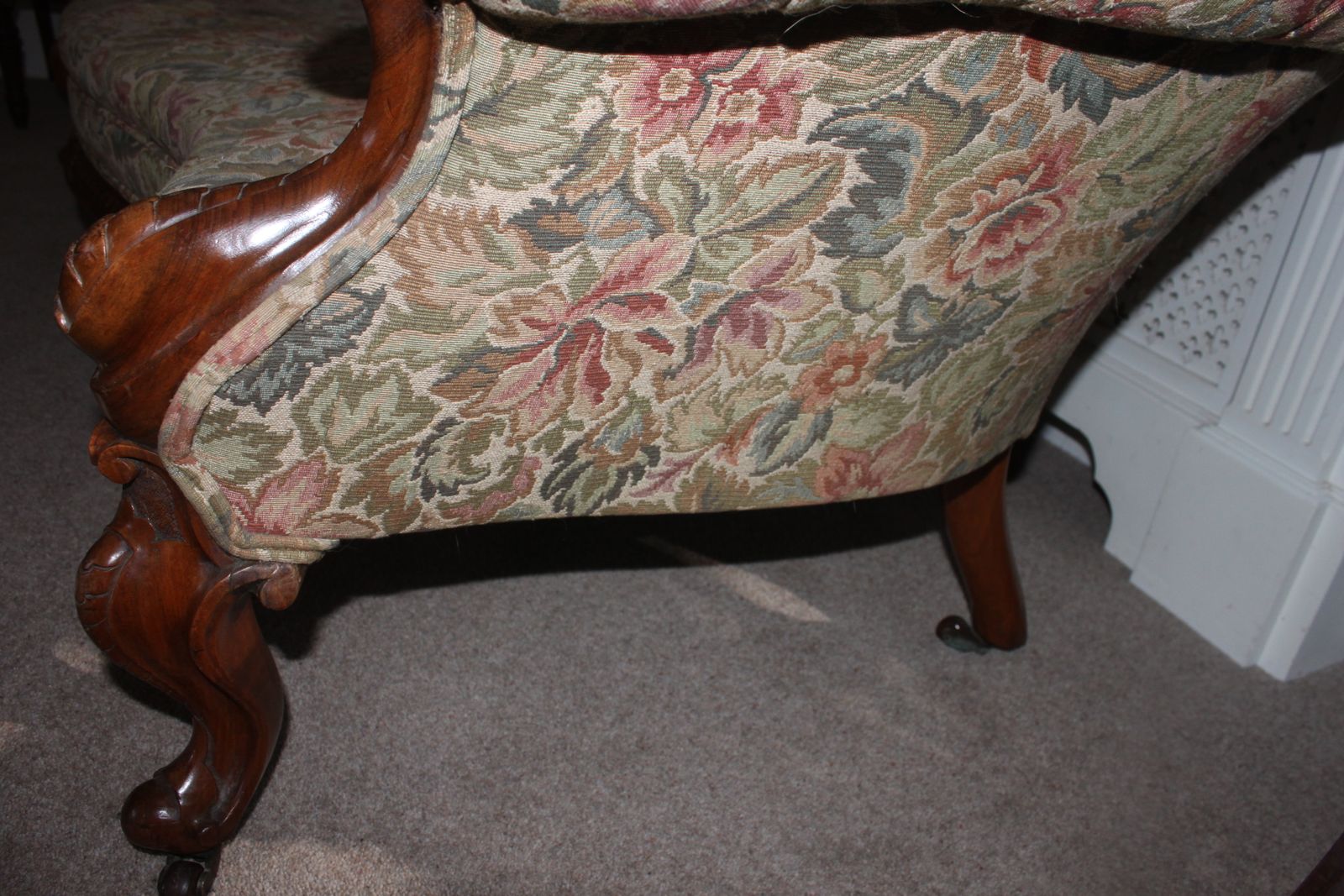 A Wonderful And Rare Antique Victorian Original Carved Walnut Chesterfield Sofa. photo 2193.75