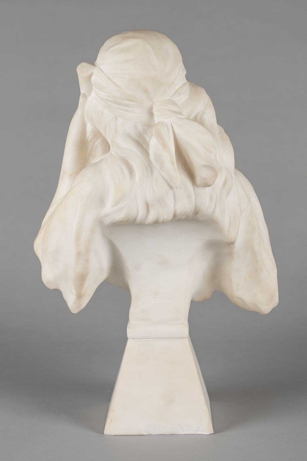 A Large French Carved Alabaster Sculpture Of A Female Playing A Lyre. Titled Mignon Signed R.Lusili photo vintage