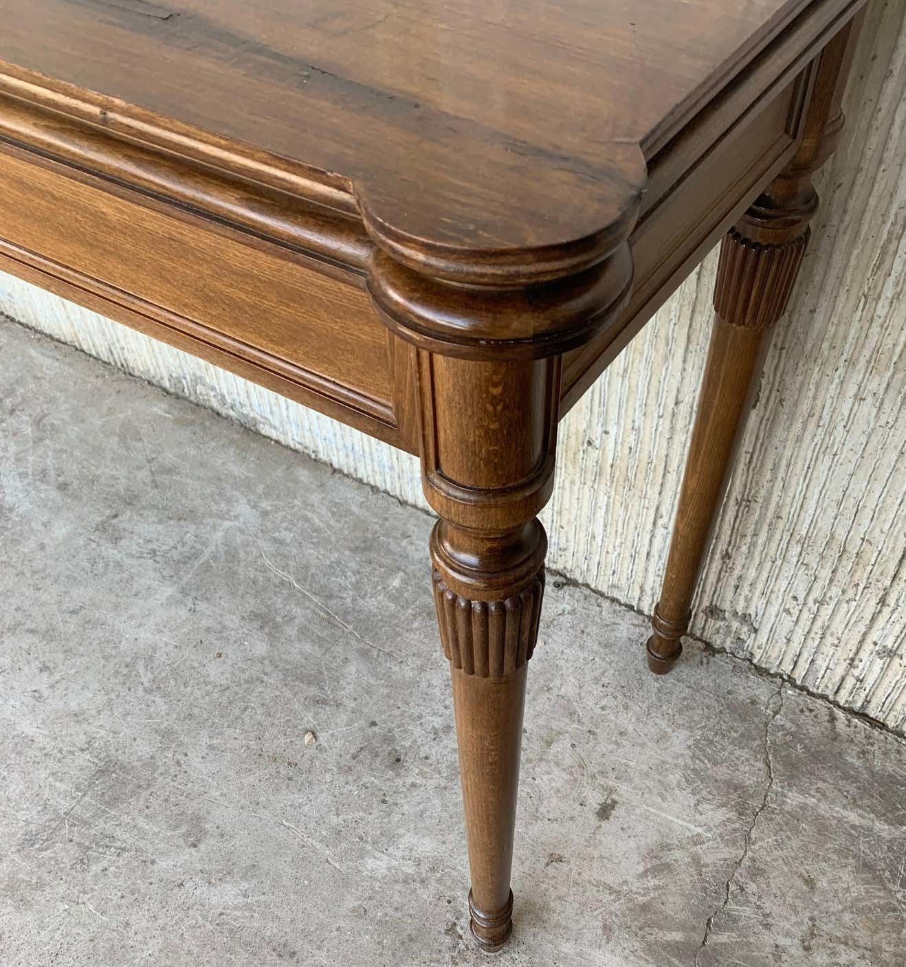 photo vinterior Console convertible de style Louis XVI en chêne, table à manger avec garniture en laiton