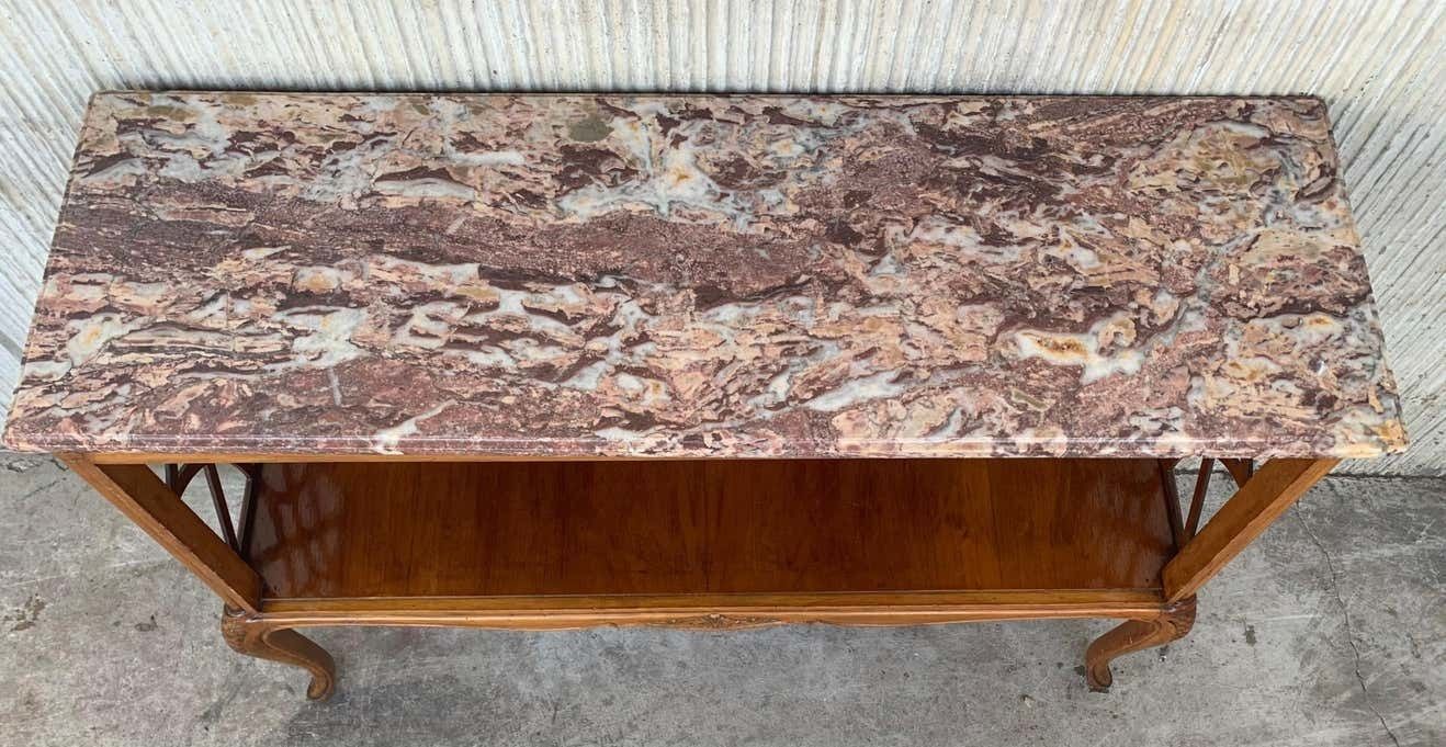 photo for sale Paire de tables servantes françaises en chêne sculpté à panneaux et étagère ouverte