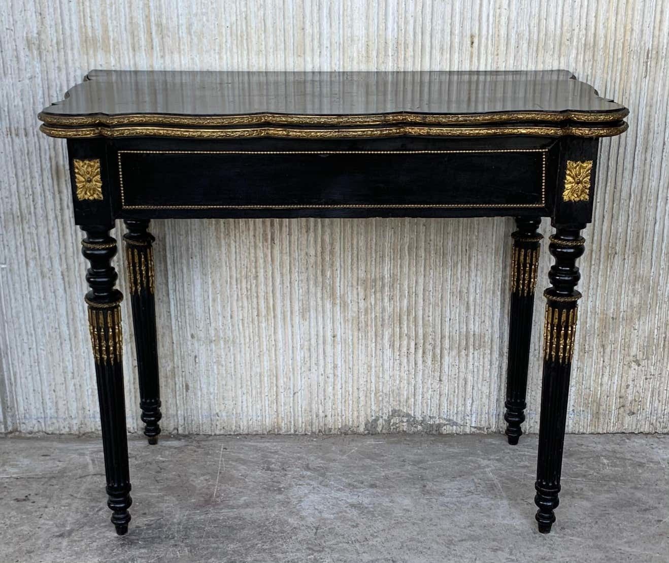 Table de jeu pliante française ébonisée, montures en bronze, XIXe siècle photo furniture