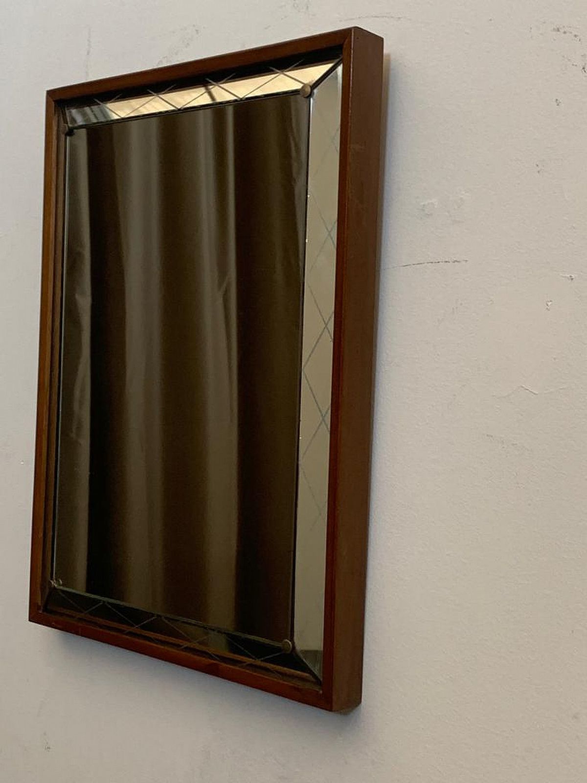 photo vintage Art Deco Mirror With Raised And Engraved Edge, 1930s