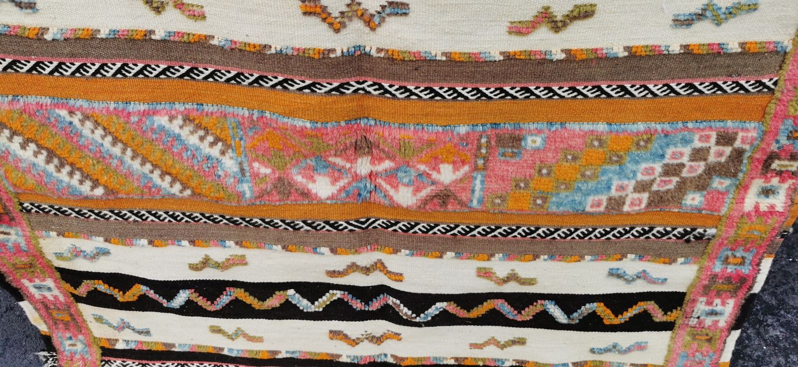 Traditional Moroccan Berber Rug Camel Wool Carpet 6.5×3.9 Ft photo vinterior