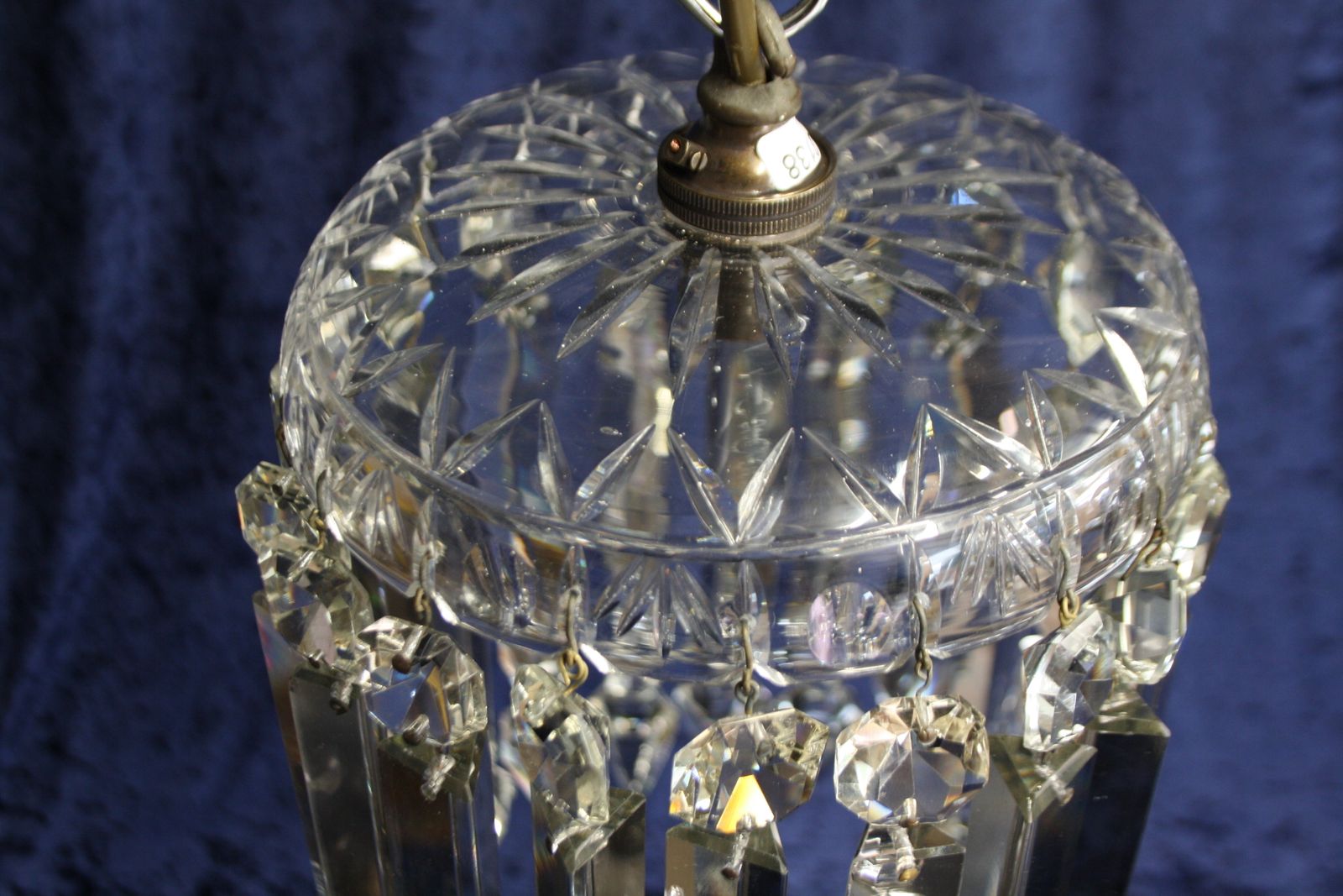 photo furniture Early 20th Century Lustre Chandelier