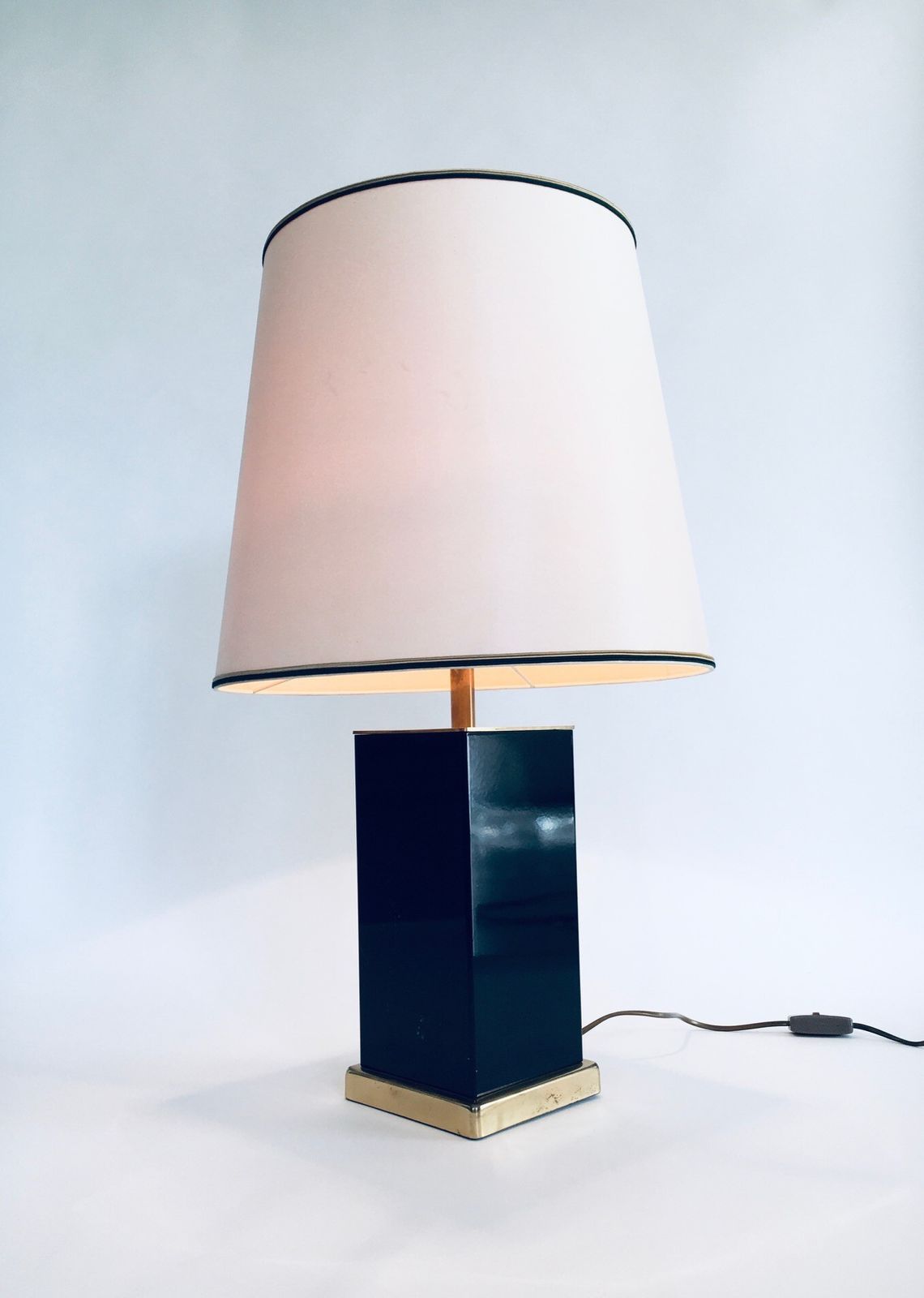 1970's Hollywood Regency Style Black & Gold Square Table Lamp photo 328.6