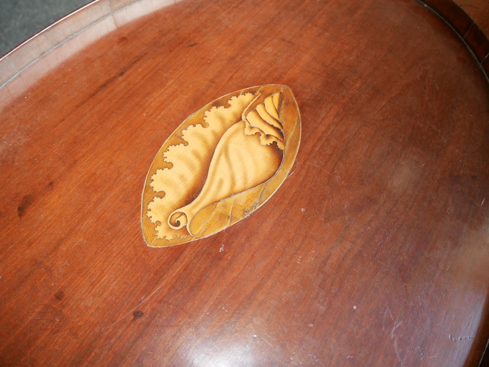 Large George III Mahogany And Sycamore Marquetry Oval Tray photo Home Decor