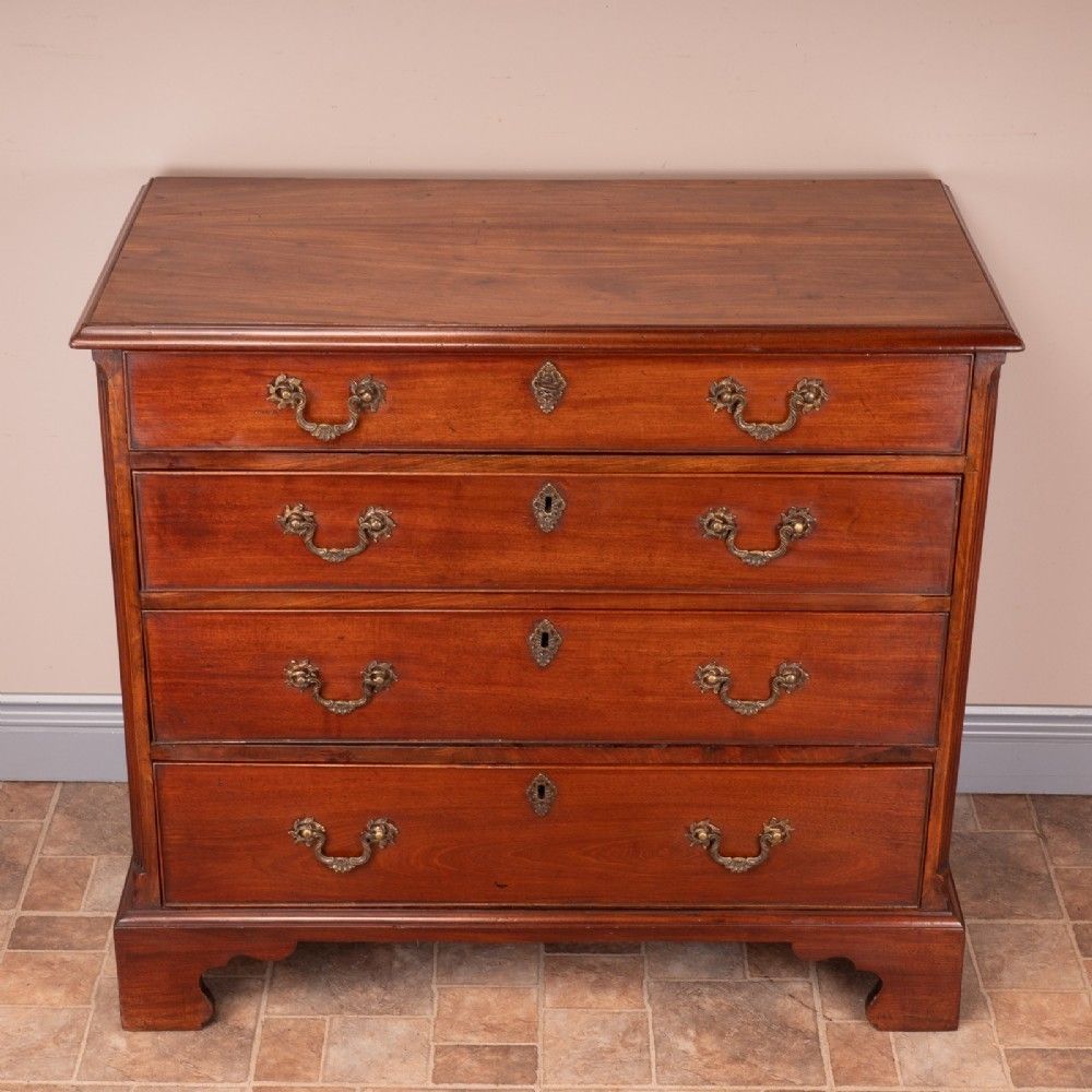 Small 19thc Mahogany Chest Of Drawers