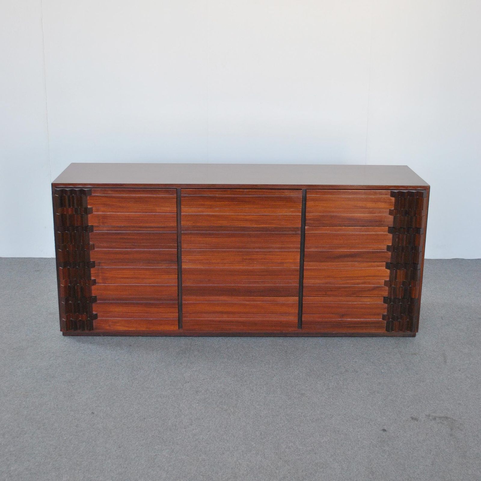 Luciano Frigerio Credenza Diamante, 1970's photo furniture