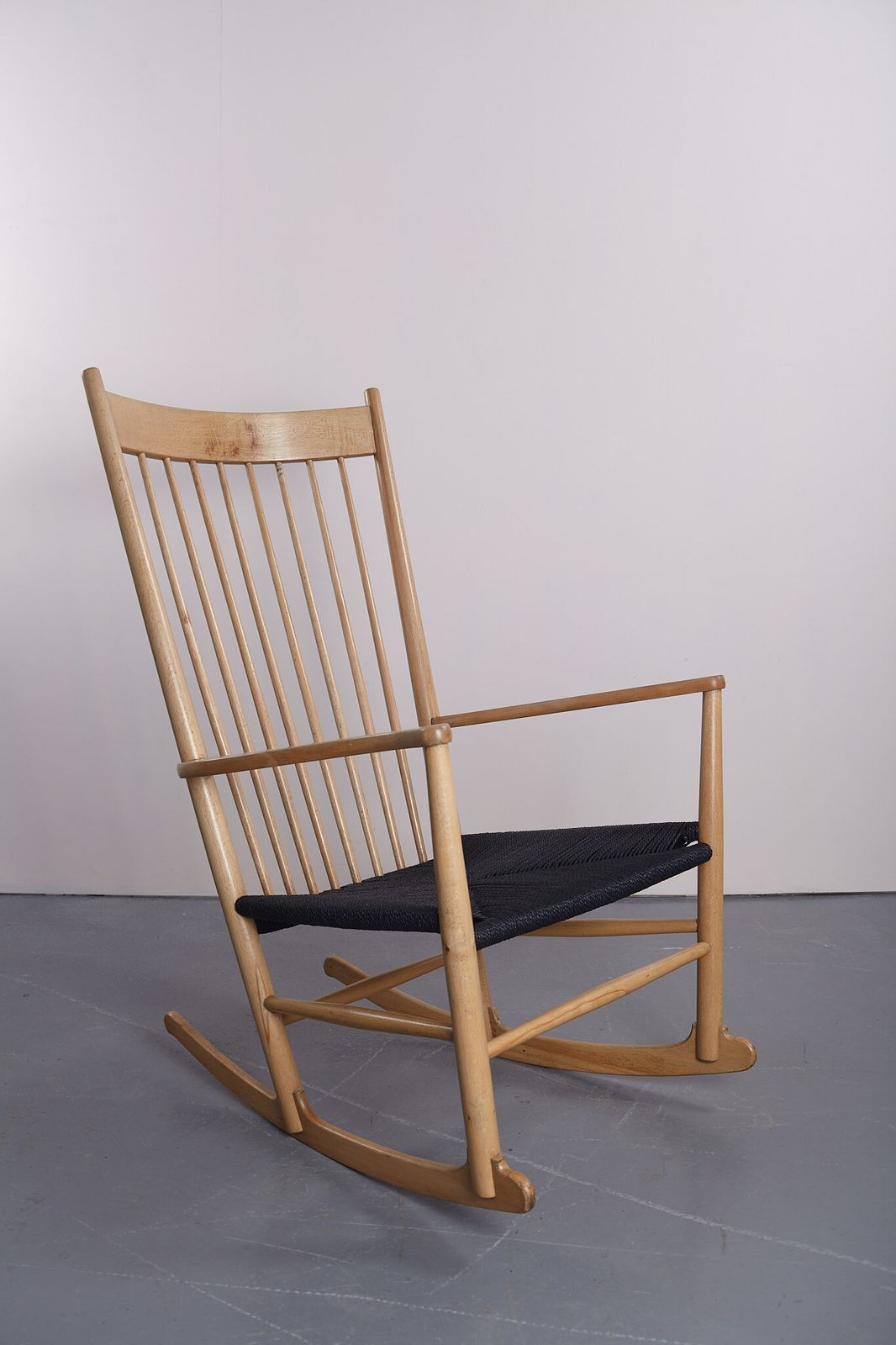 J16 Rocking Chair By Hans Wegner For Fdb Møbler