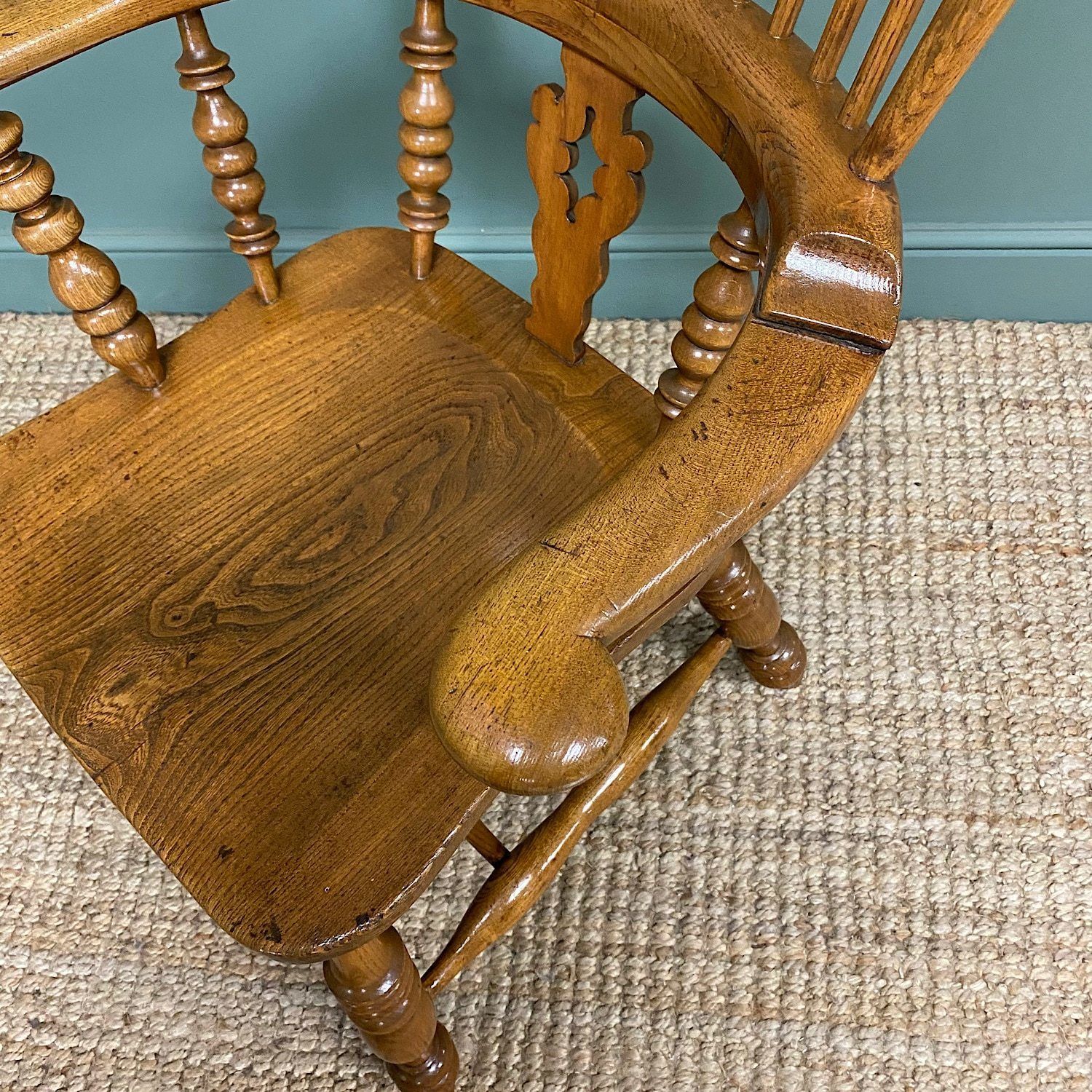 Quality Elm & Ash Broad Arm Antique Windsor Chair photo for sale