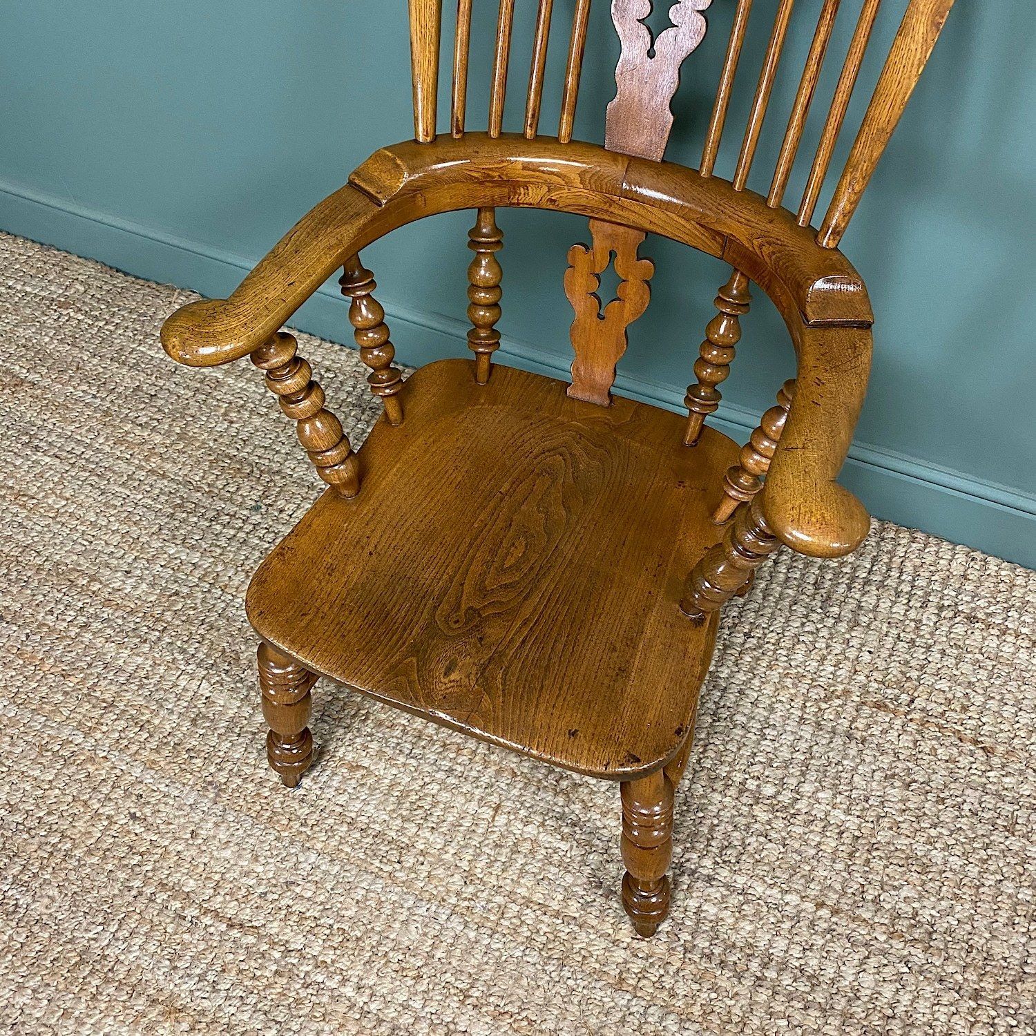 Quality Elm & Ash Broad Arm Antique Windsor Chair photo 795.0