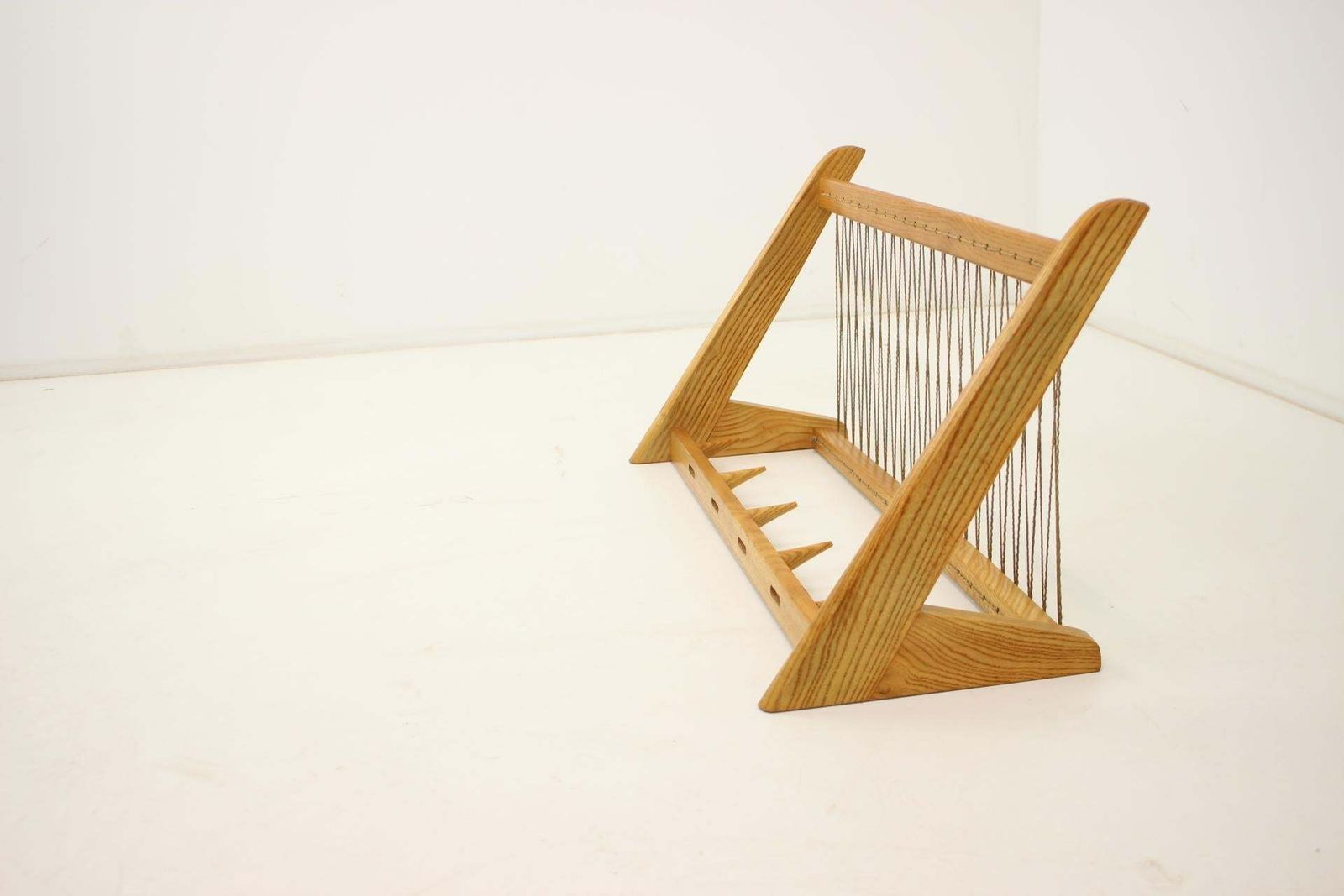 Mid-Century houten kapstok / Uluv, jaren 1960. photo Meubels