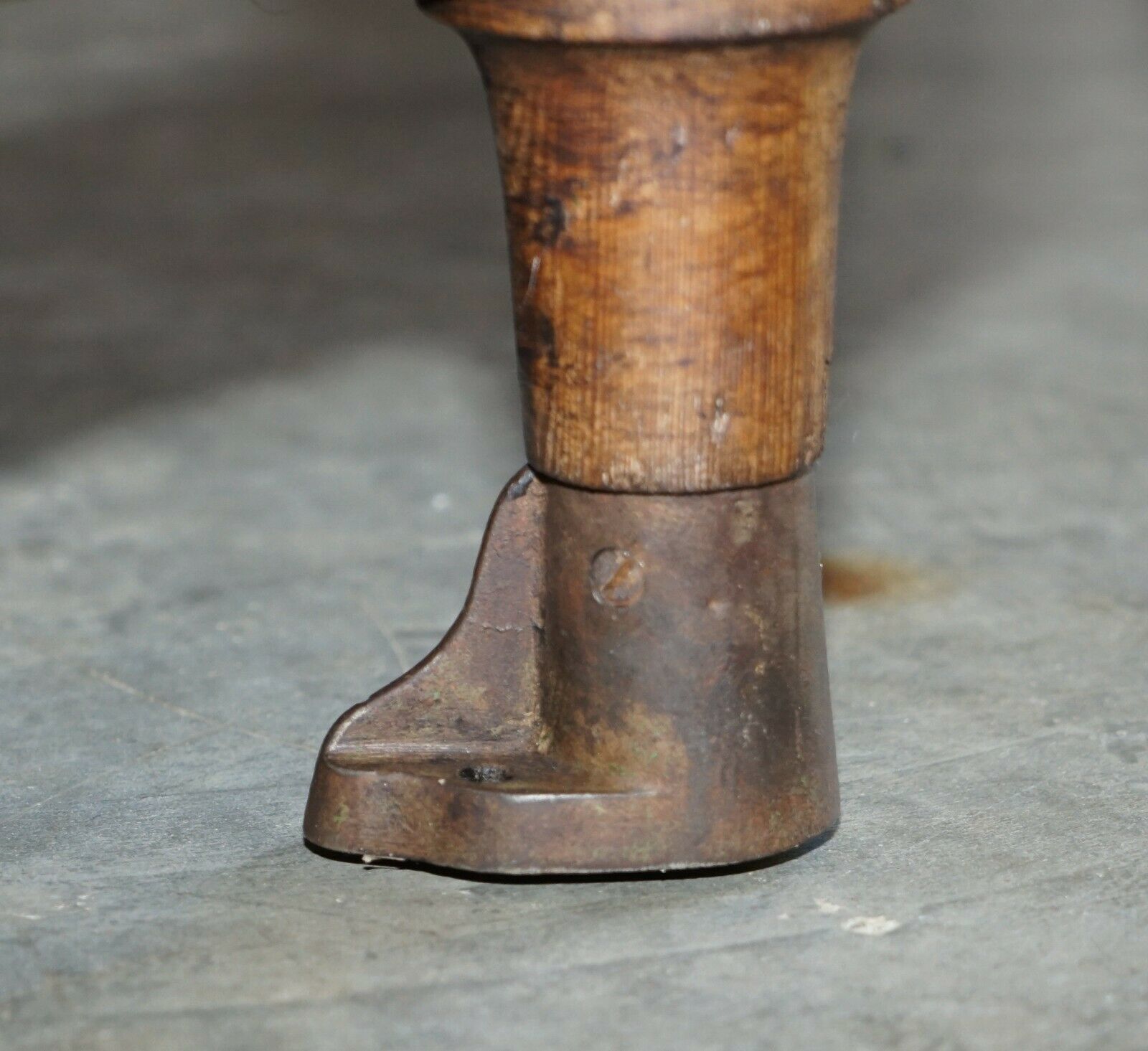 photo furniture Unique Antique Victorian 1860 Ships Refectory Dining Table Phosphor Bronze Feet