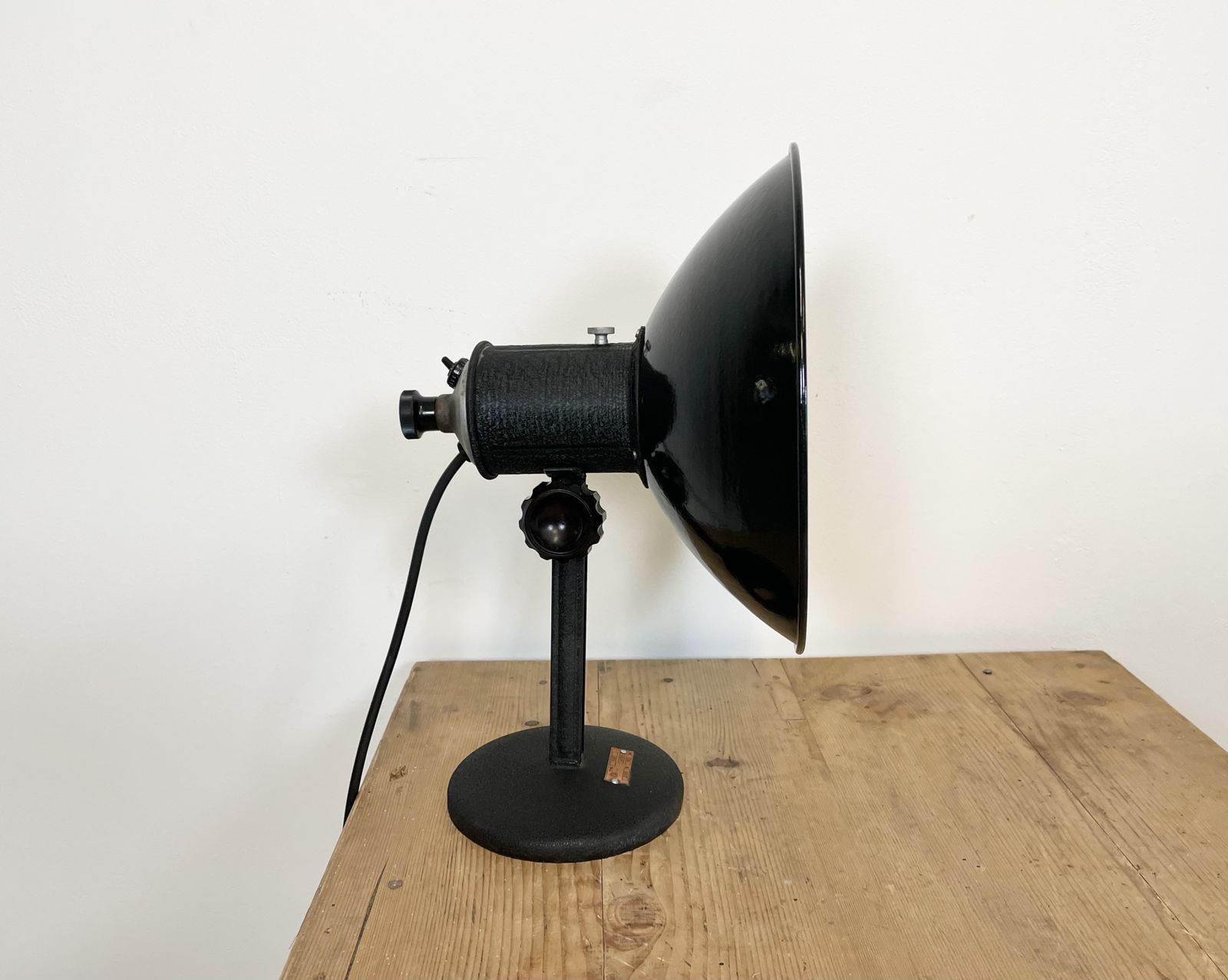 photo vinterior Vintage  Black Enamel Table Lamp, 1950s, 3x