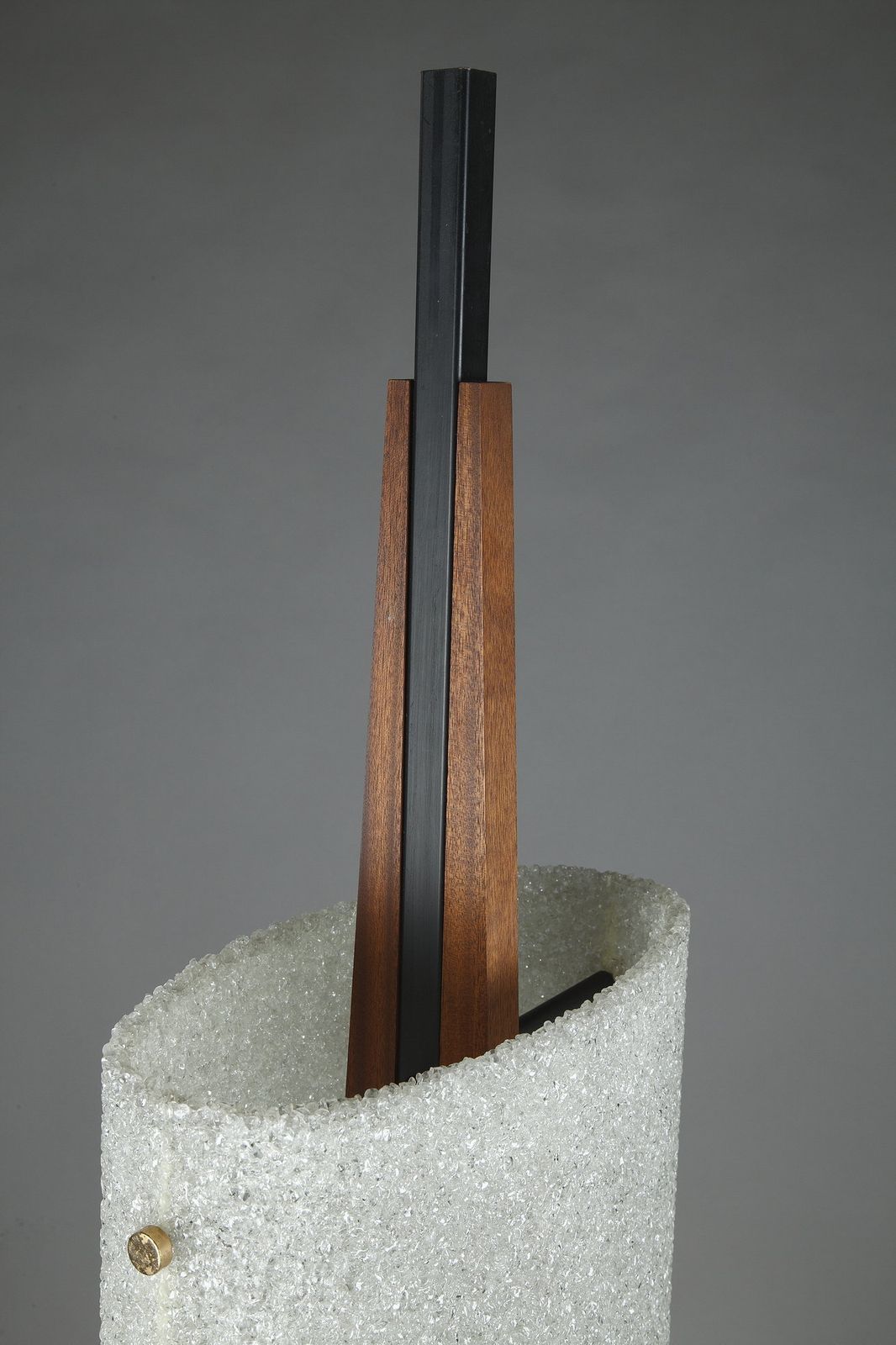 photo buy Scandinavische Vloerlamp in Zwart Gelakt Staal en Teak met Twee Granieten Perspex Diffusers