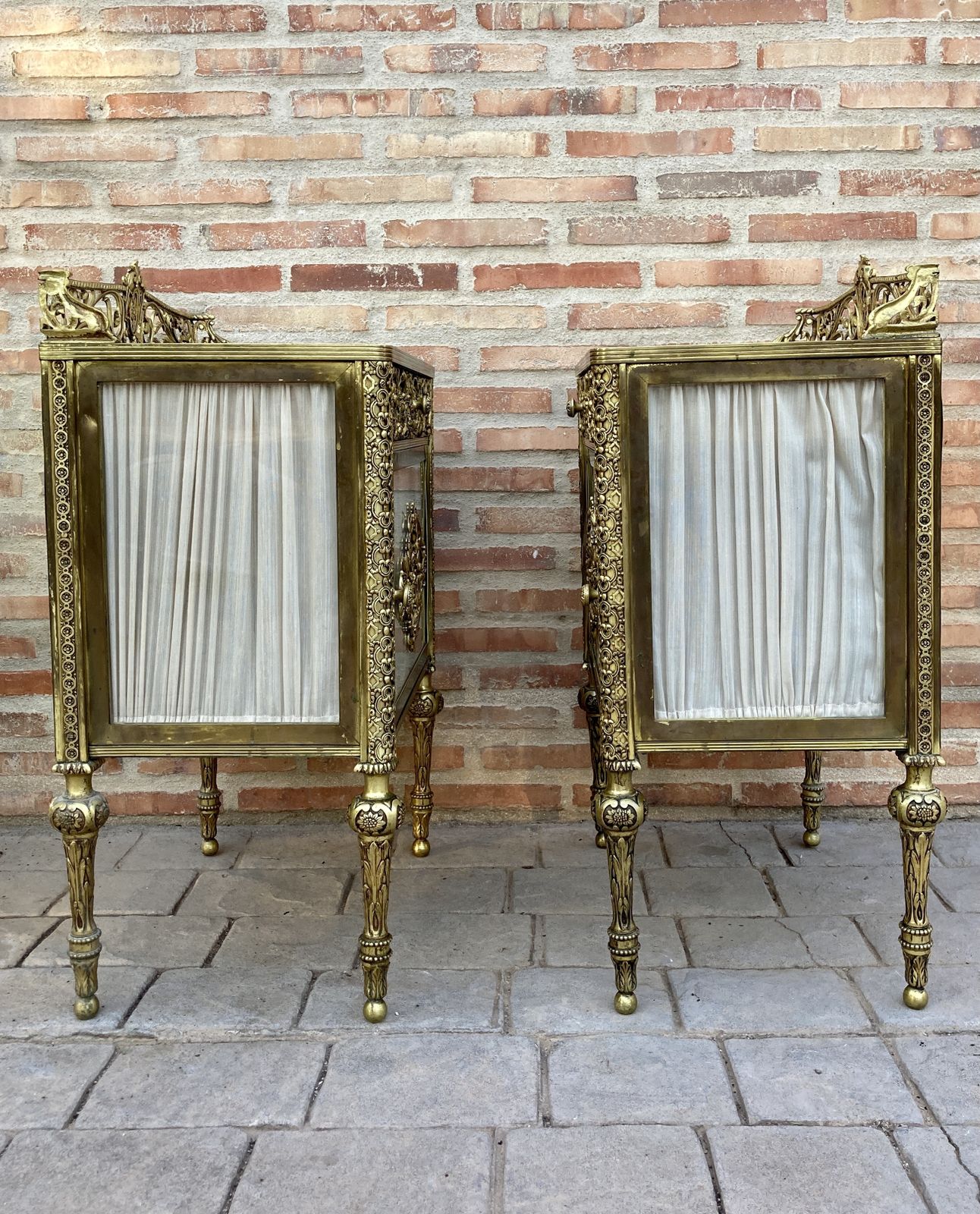 6226.0 Pair Of 19th Century Belle époque French Bronze Vitrine Nightstands With Glass Doors And Brass Drawers photo