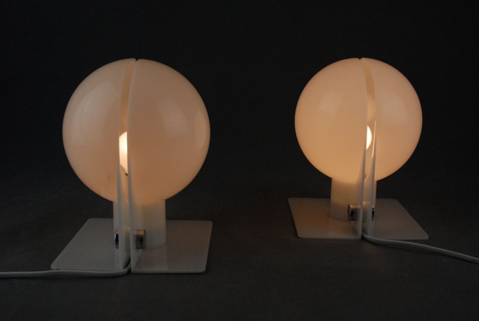 photo for sale Sirio Lamps By Sergio Brazzoli & Emmano Lampa For Harvey Guzzini, Italy, Set Of 2