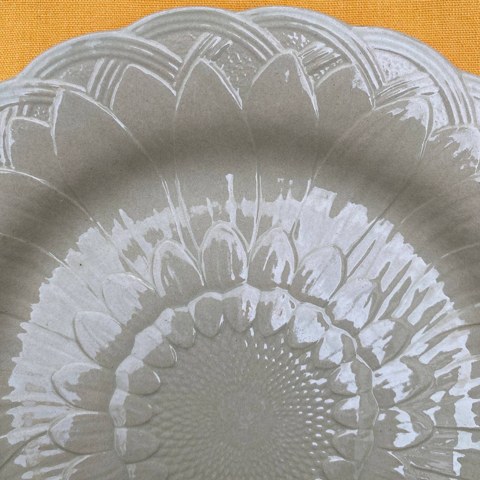 Antique 1877 Wedgwood Majolica Style Sunflower Plate photo vinterior