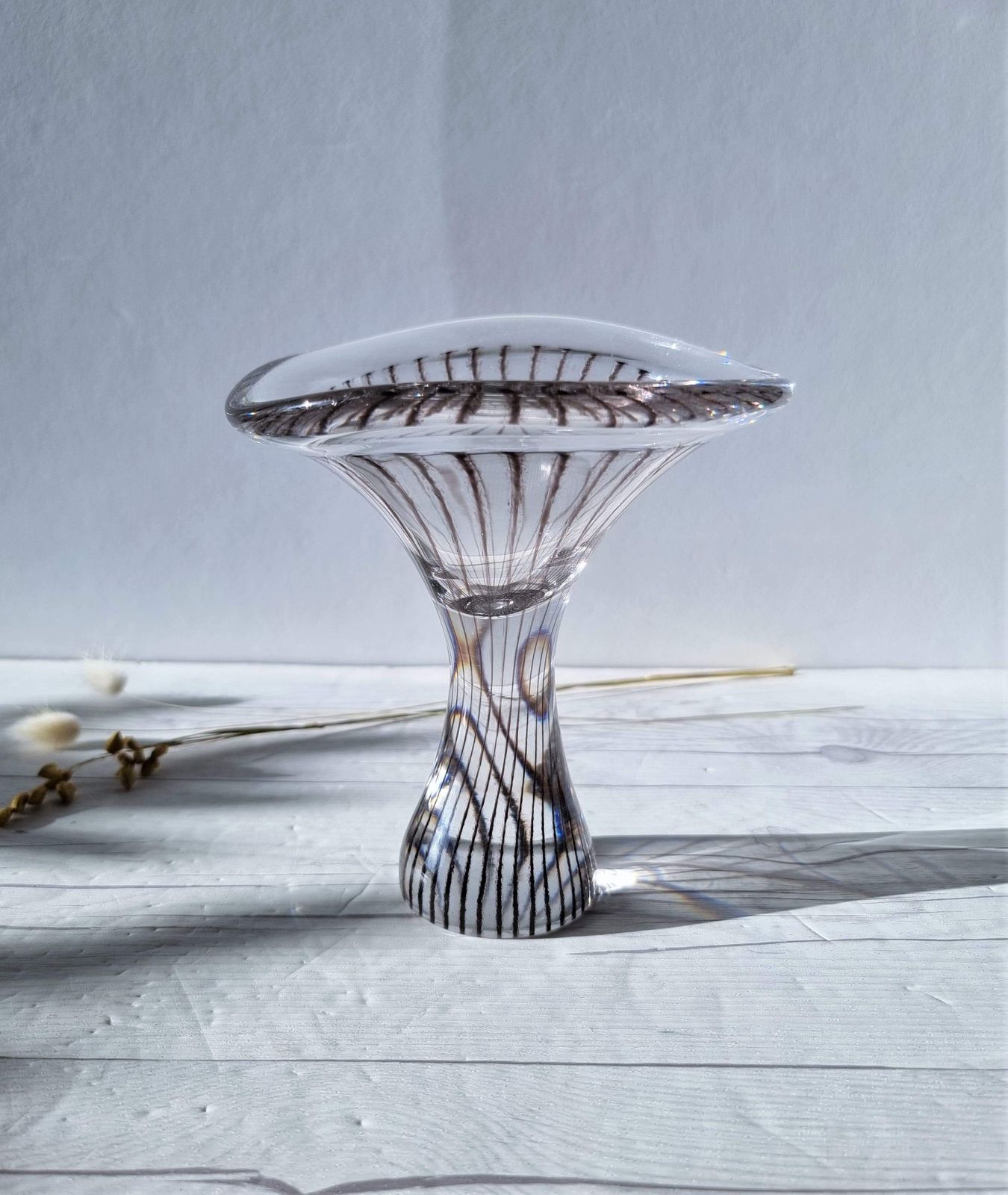 Vicke Lindstrand For Kosta Glasbruk (Kosta Boda), Kanterelli Form, Striped Footed Dish, 1950s, Rare photo buy
